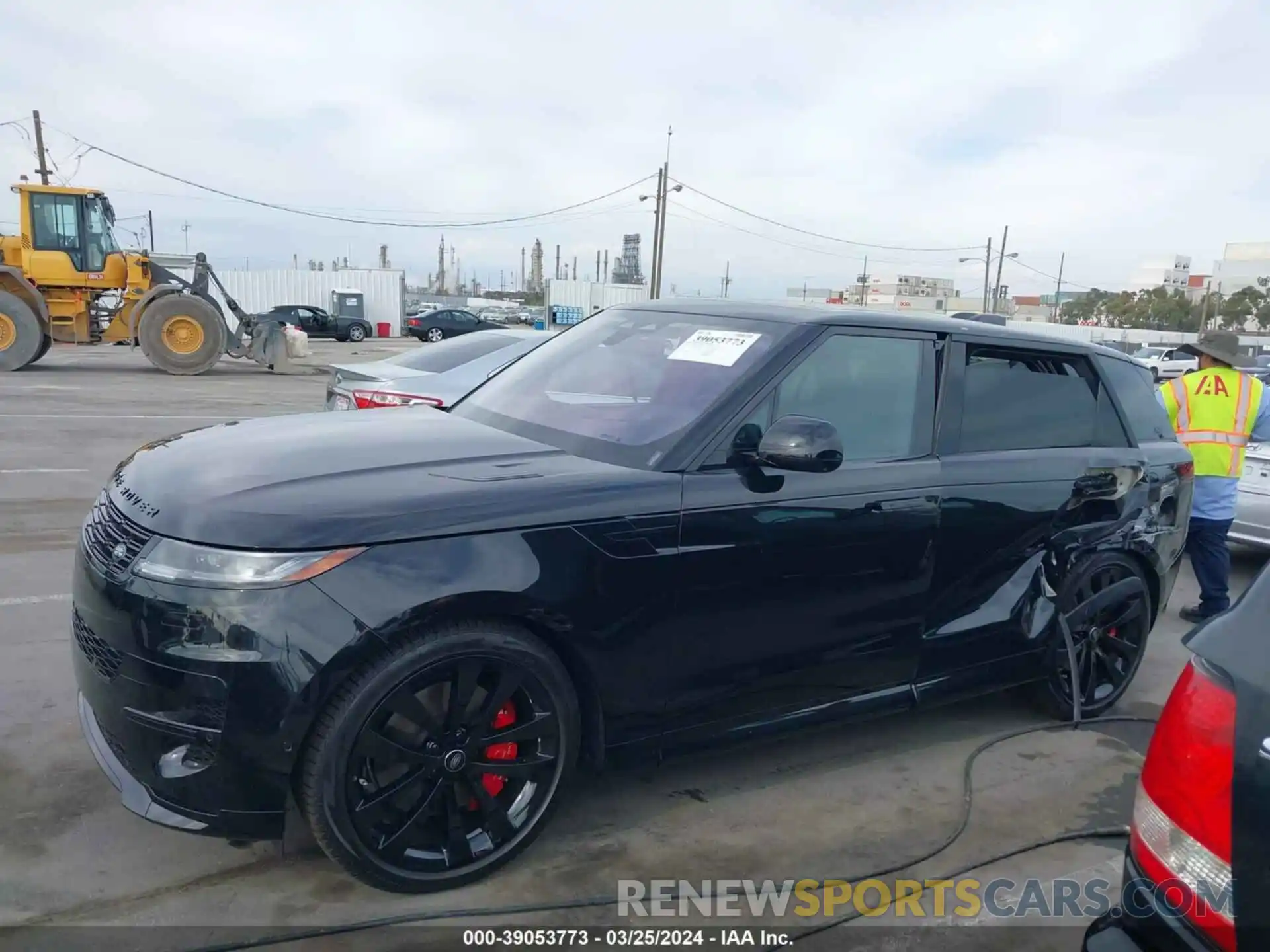 13 Photograph of a damaged car SAL119E43PA149159 LAND ROVER RANGE ROVER SPORT 2023