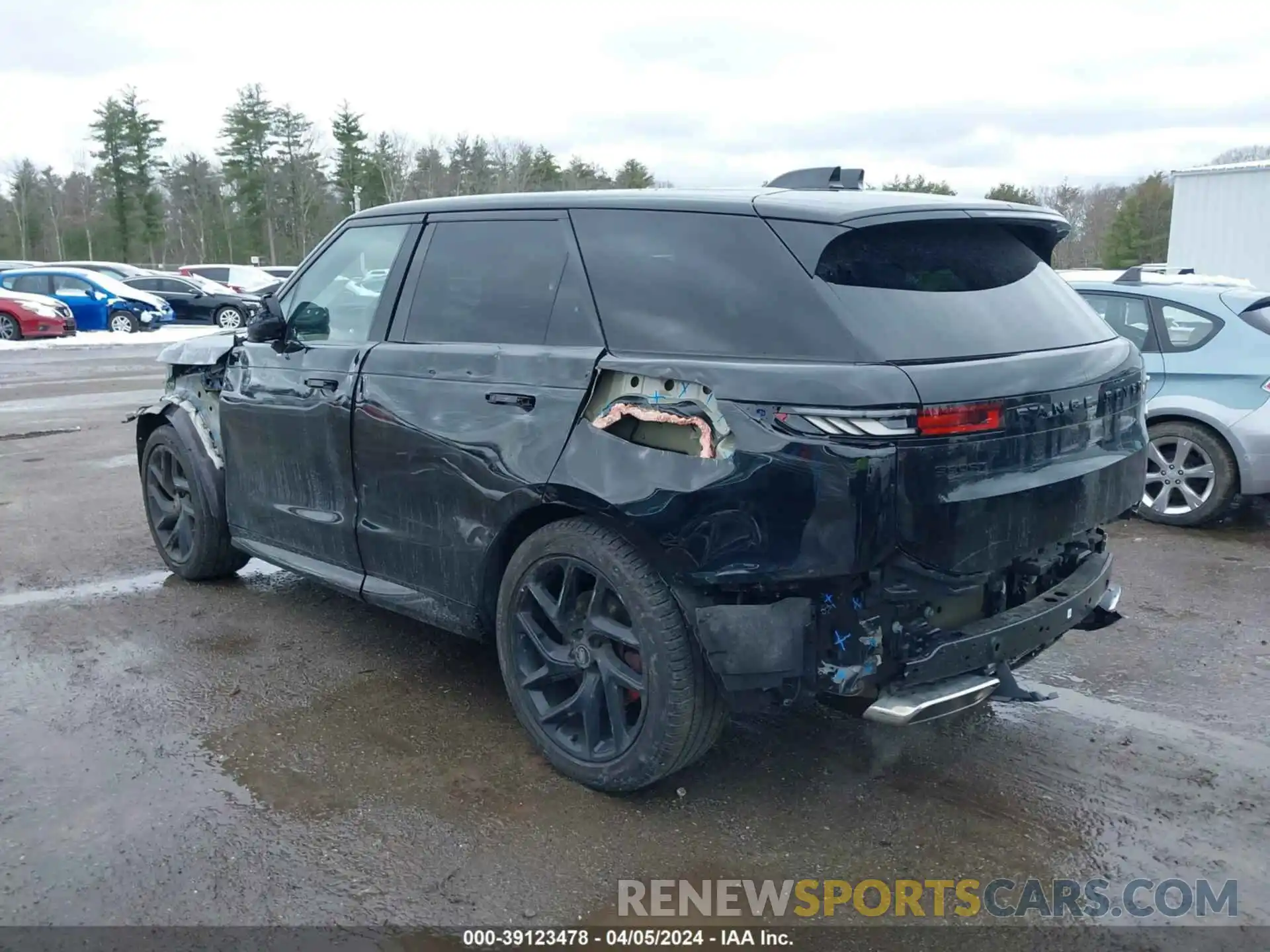 3 Photograph of a damaged car SAL1L9FU4PA112209 LAND ROVER RANGE ROVER SPORT 2023