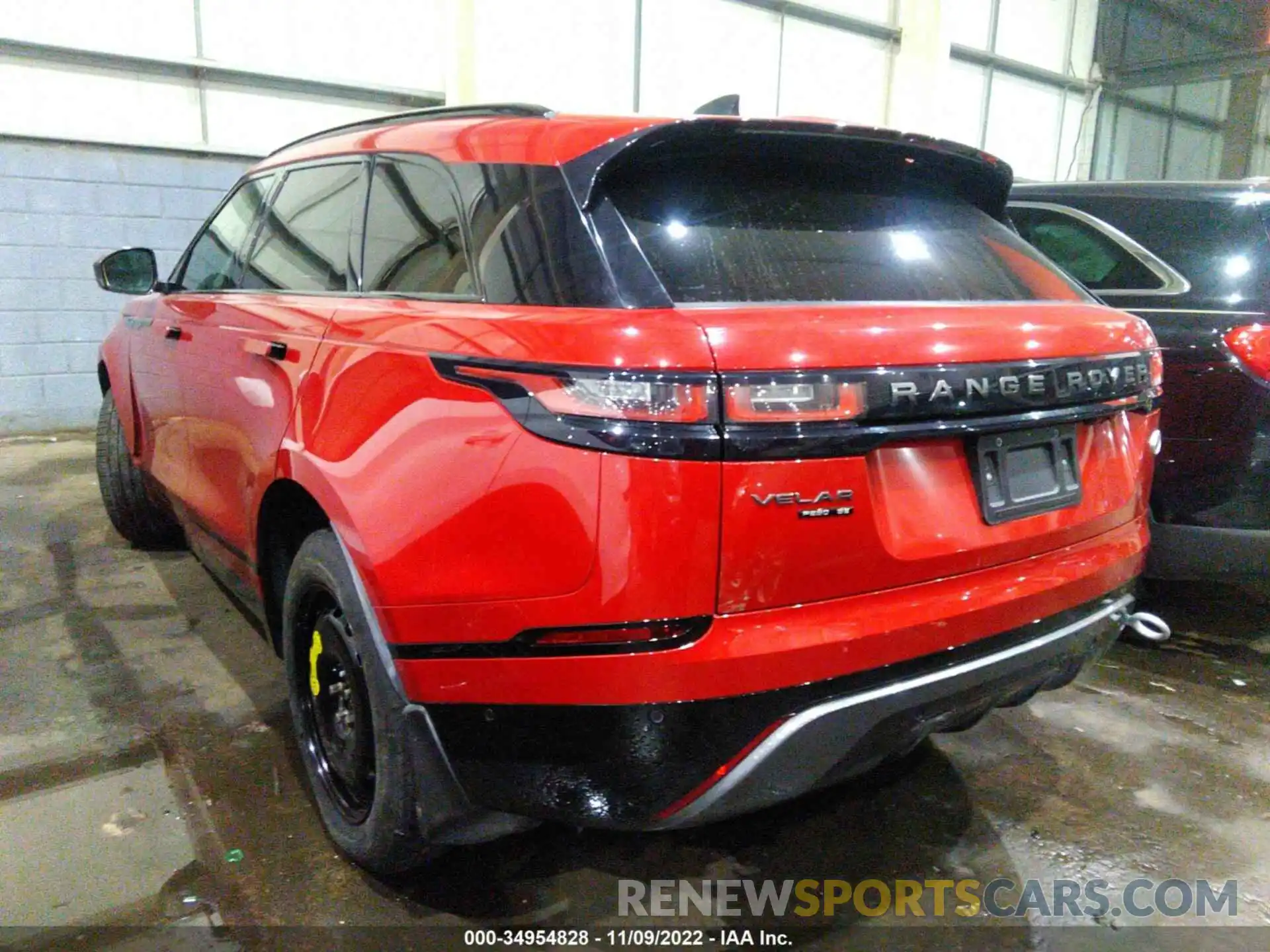 3 Photograph of a damaged car 000YL2EX2KA206325 LAND ROVER RANGE ROVER VELAR 2019