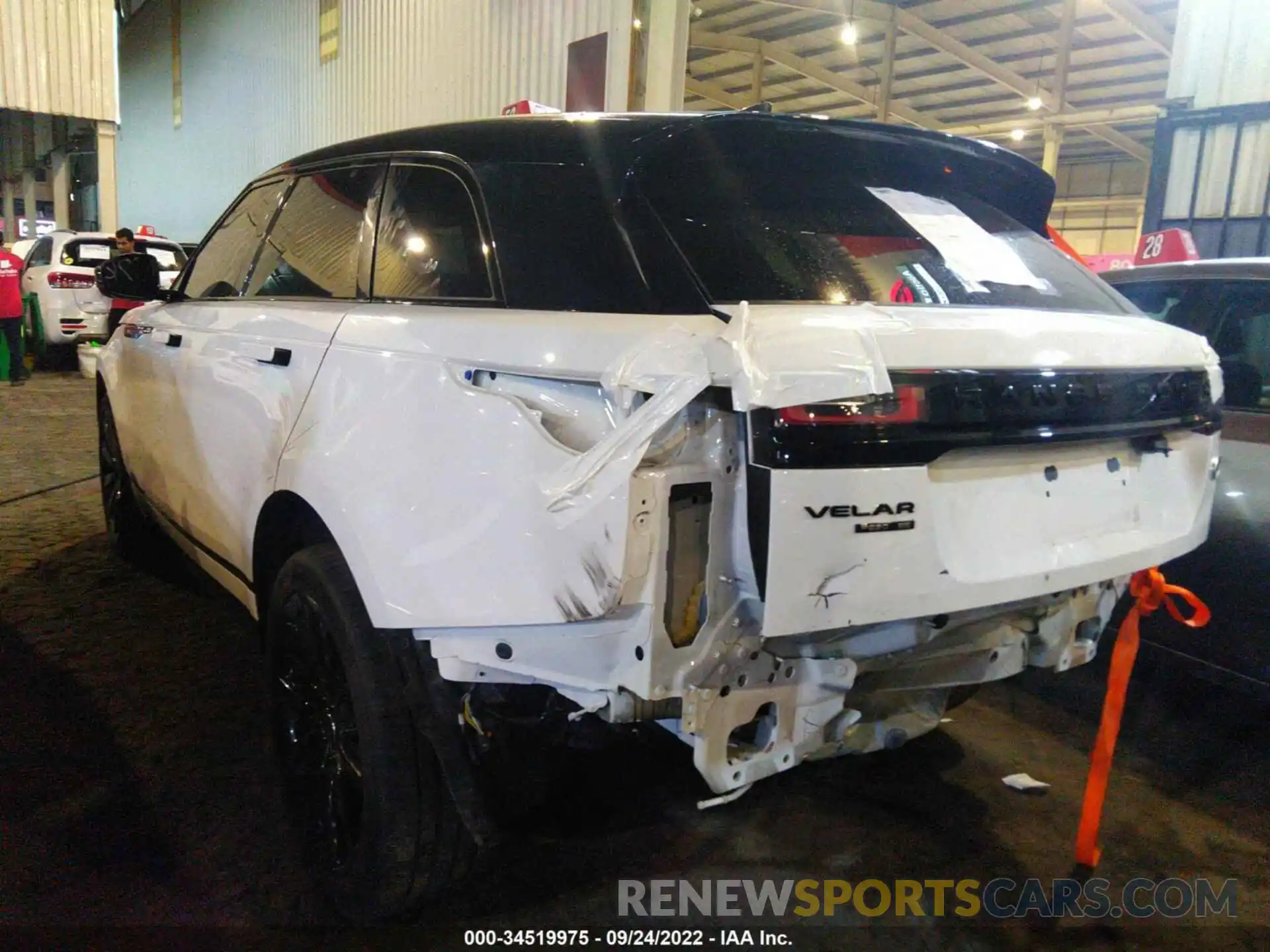 3 Photograph of a damaged car 00LYL2EX1KA206638 LAND ROVER RANGE ROVER VELAR 2019