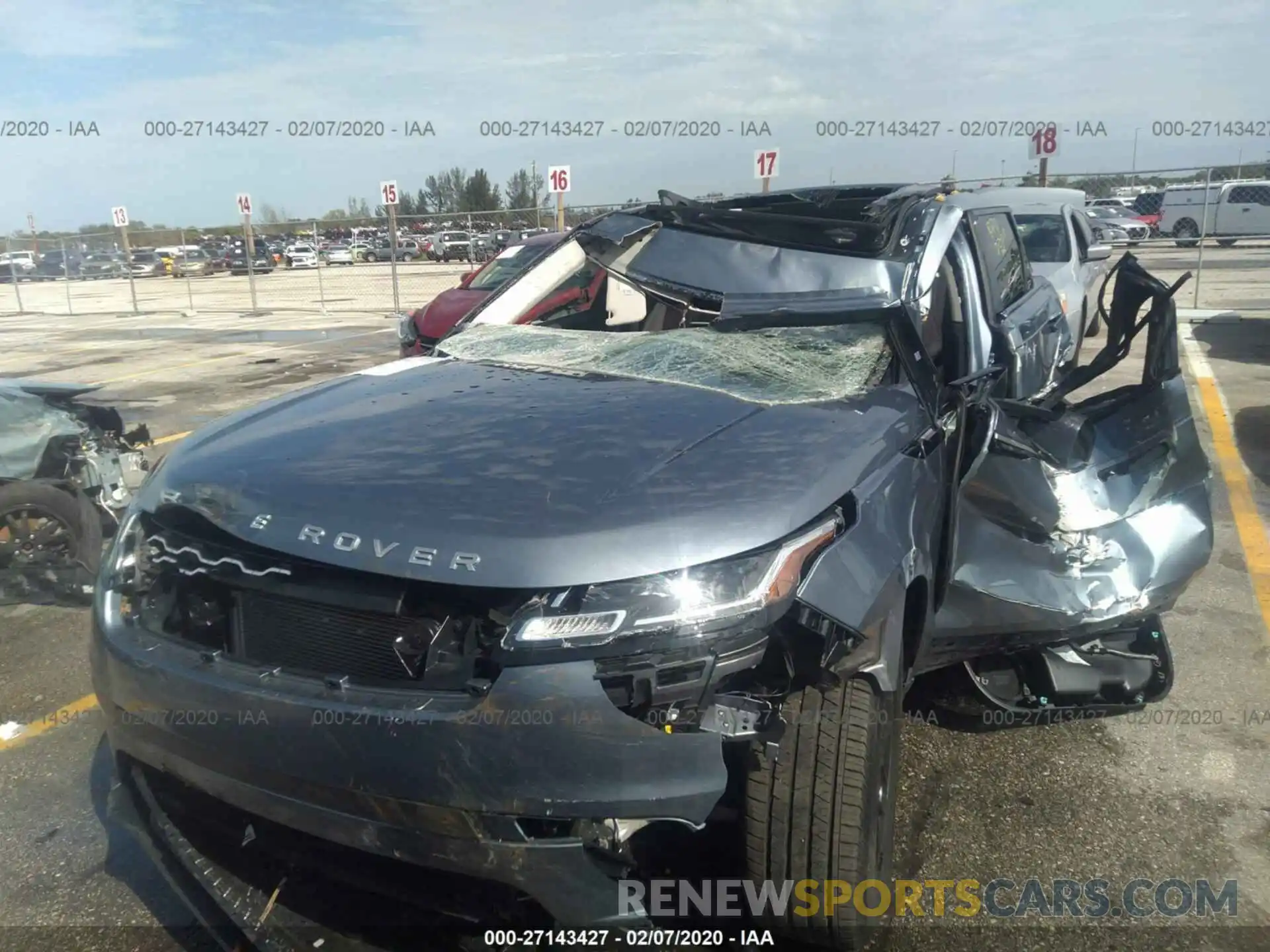 6 Photograph of a damaged car SALYA2EX1KA792473 LAND ROVER RANGE ROVER VELAR 2019