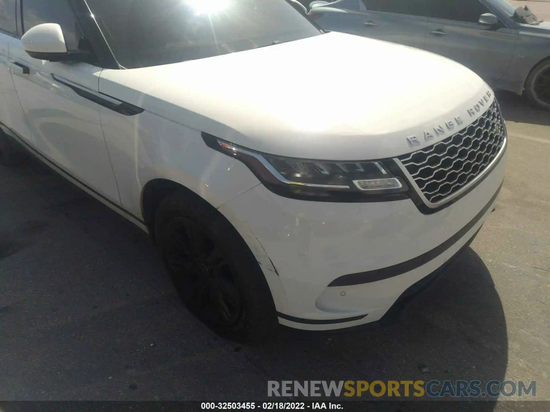 6 Photograph of a damaged car SALYA2EX2KA231781 LAND ROVER RANGE ROVER VELAR 2019