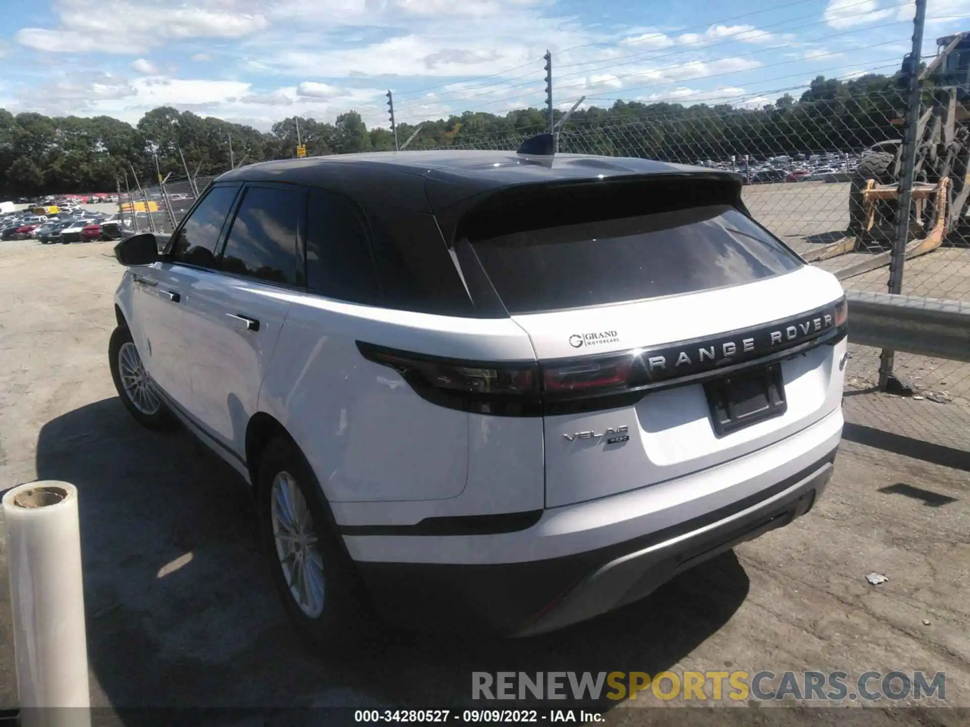 3 Photograph of a damaged car SALYA2EX7KA212496 LAND ROVER RANGE ROVER VELAR 2019