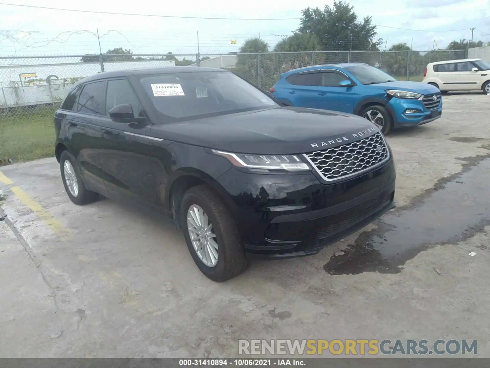 1 Photograph of a damaged car SALYA2EX8KA200017 LAND ROVER RANGE ROVER VELAR 2019