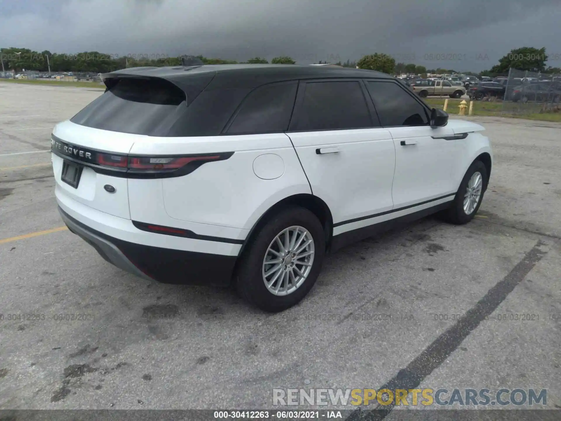 4 Photograph of a damaged car SALYA2EXXKA214243 LAND ROVER RANGE ROVER VELAR 2019