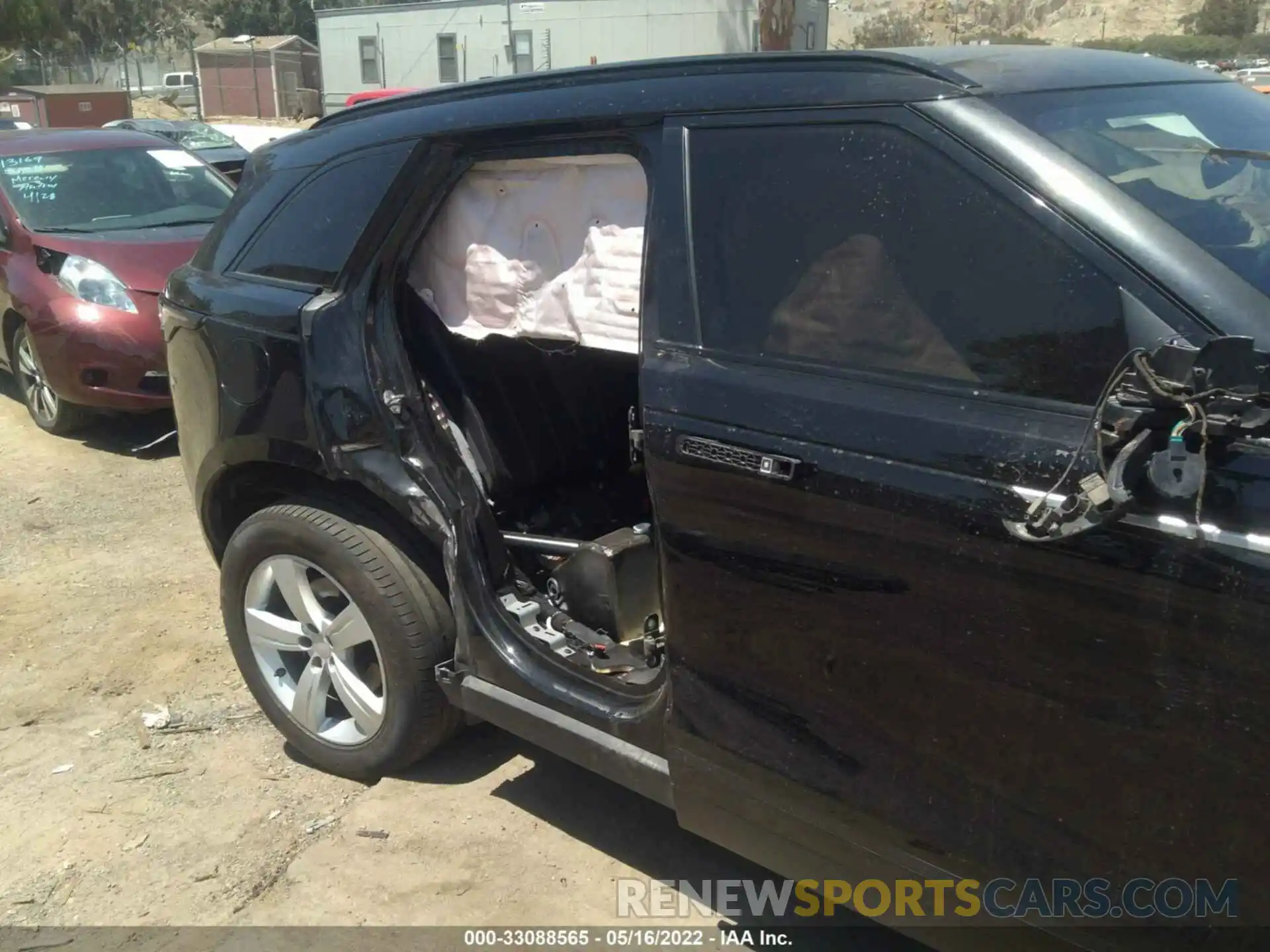 6 Photograph of a damaged car SALYB2EN1KA783221 LAND ROVER RANGE ROVER VELAR 2019