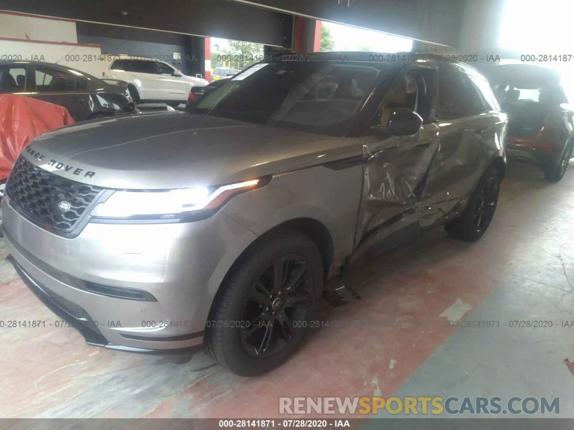 2 Фотография поврежденного автомобиля SALYB2EN2KA224213 LAND ROVER RANGE ROVER VELAR 2019