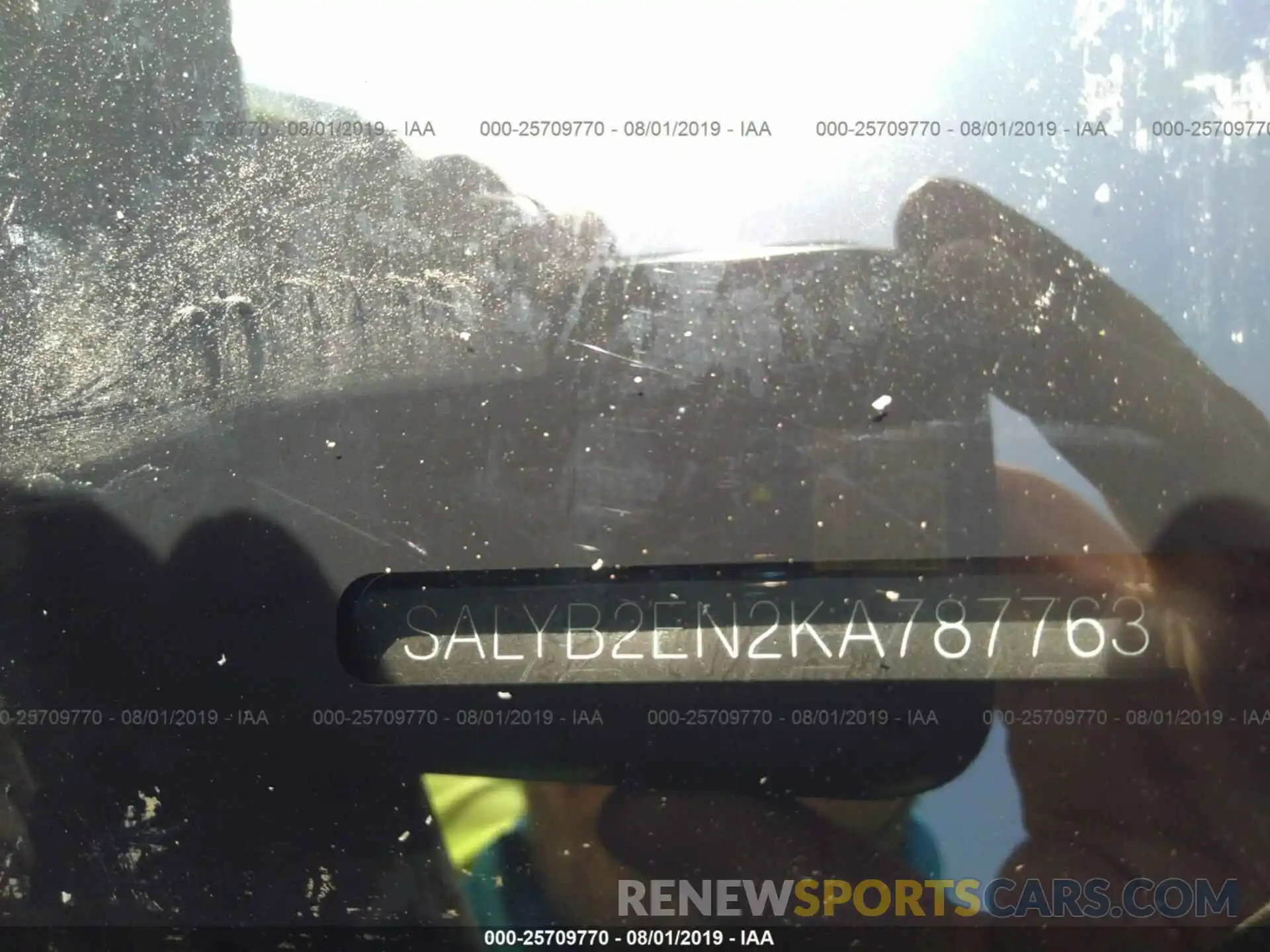 9 Photograph of a damaged car SALYB2EN2KA787763 LAND ROVER RANGE ROVER VELAR 2019