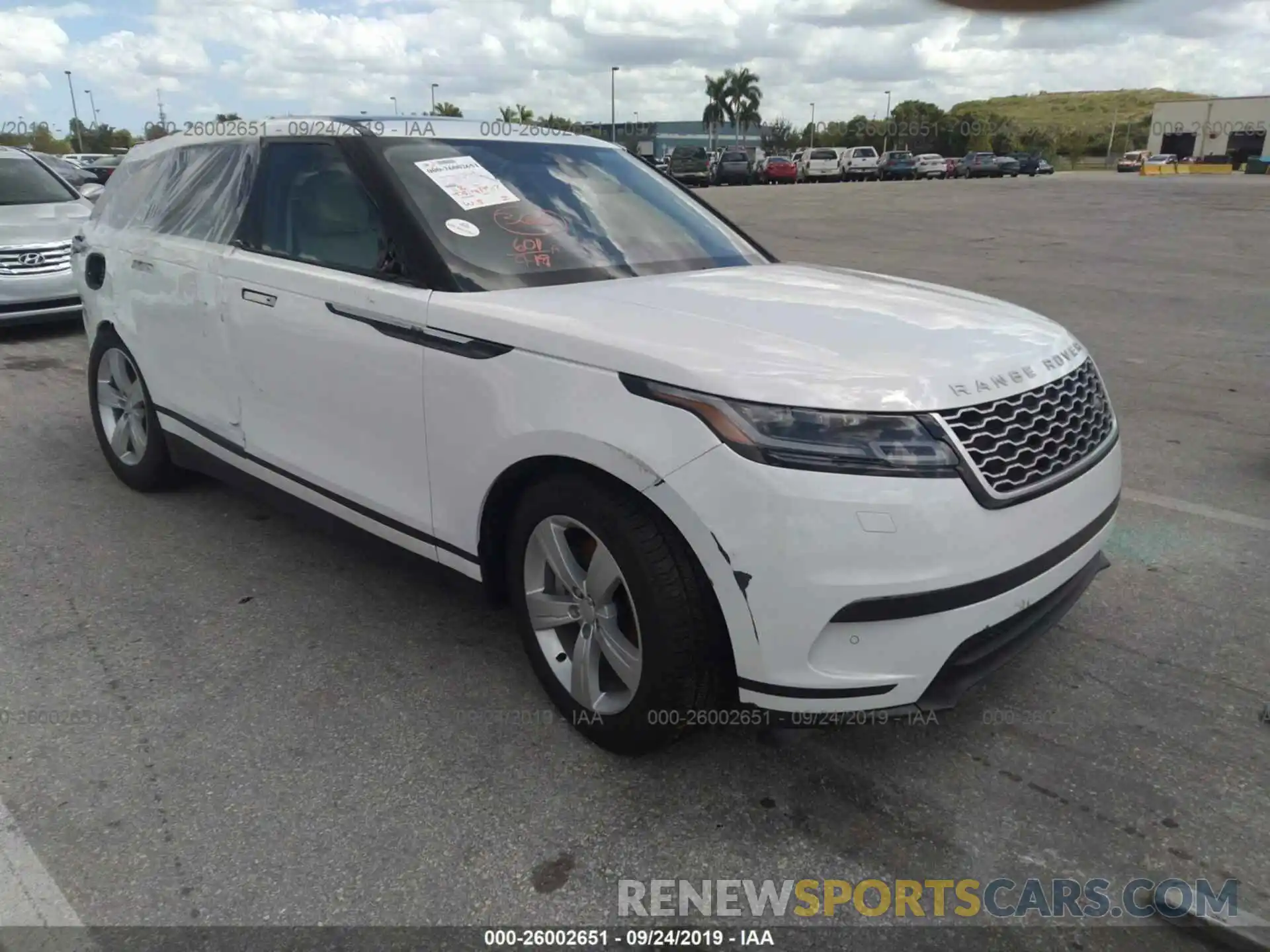 1 Photograph of a damaged car SALYB2EVXKA795691 LAND ROVER RANGE ROVER VELAR 2019