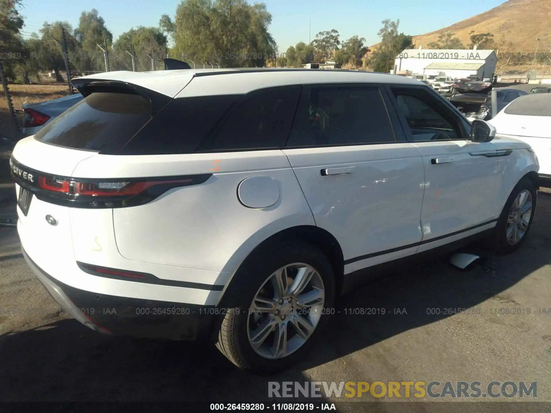 4 Photograph of a damaged car SALYB2EX0KA232165 LAND ROVER RANGE ROVER VELAR 2019