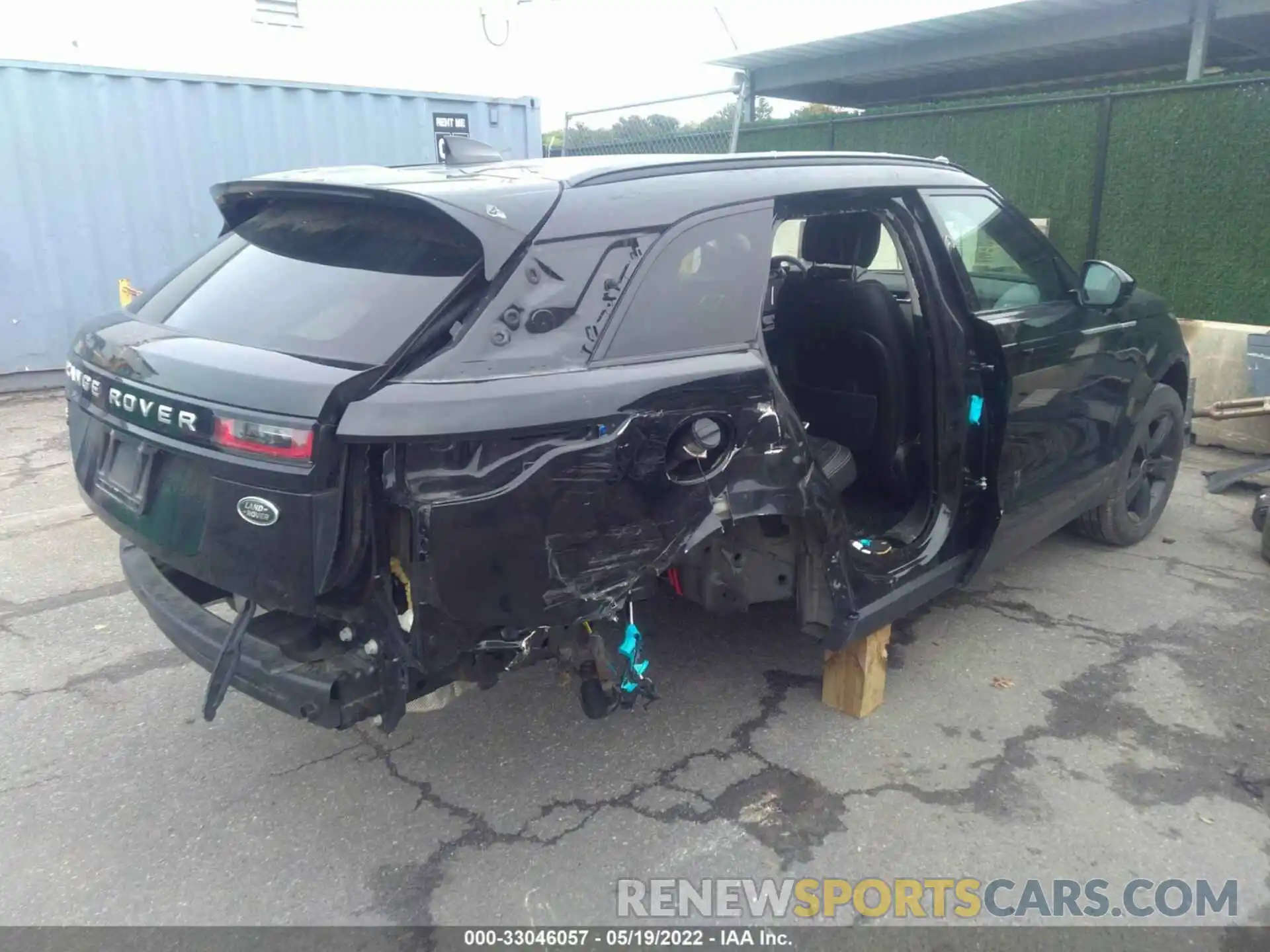 4 Photograph of a damaged car SALYB2EX0KA781820 LAND ROVER RANGE ROVER VELAR 2019