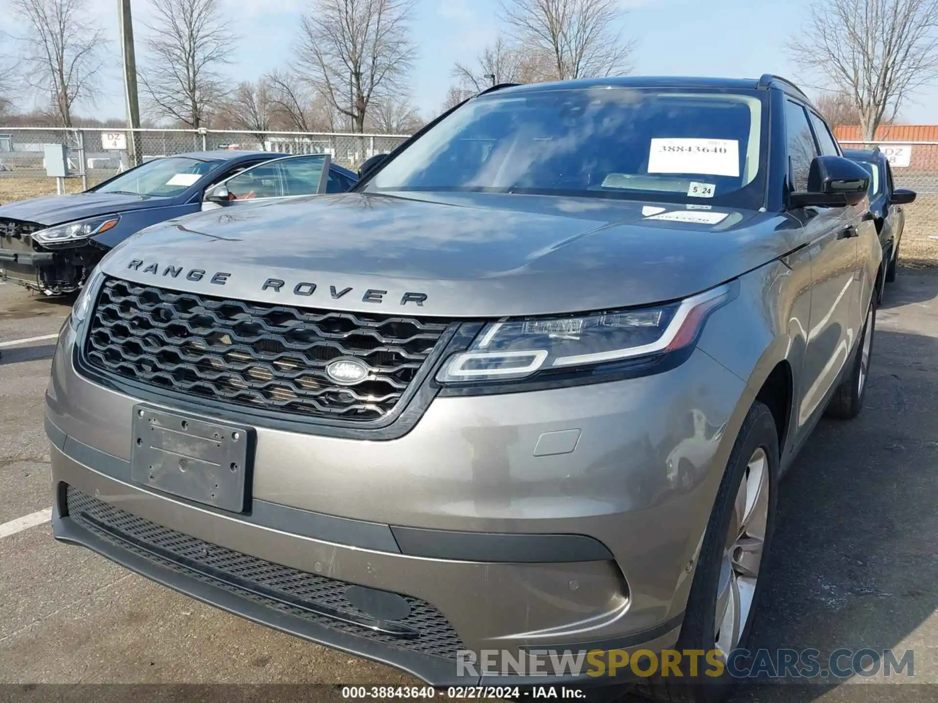 6 Photograph of a damaged car SALYB2EX2KA221068 LAND ROVER RANGE ROVER VELAR 2019