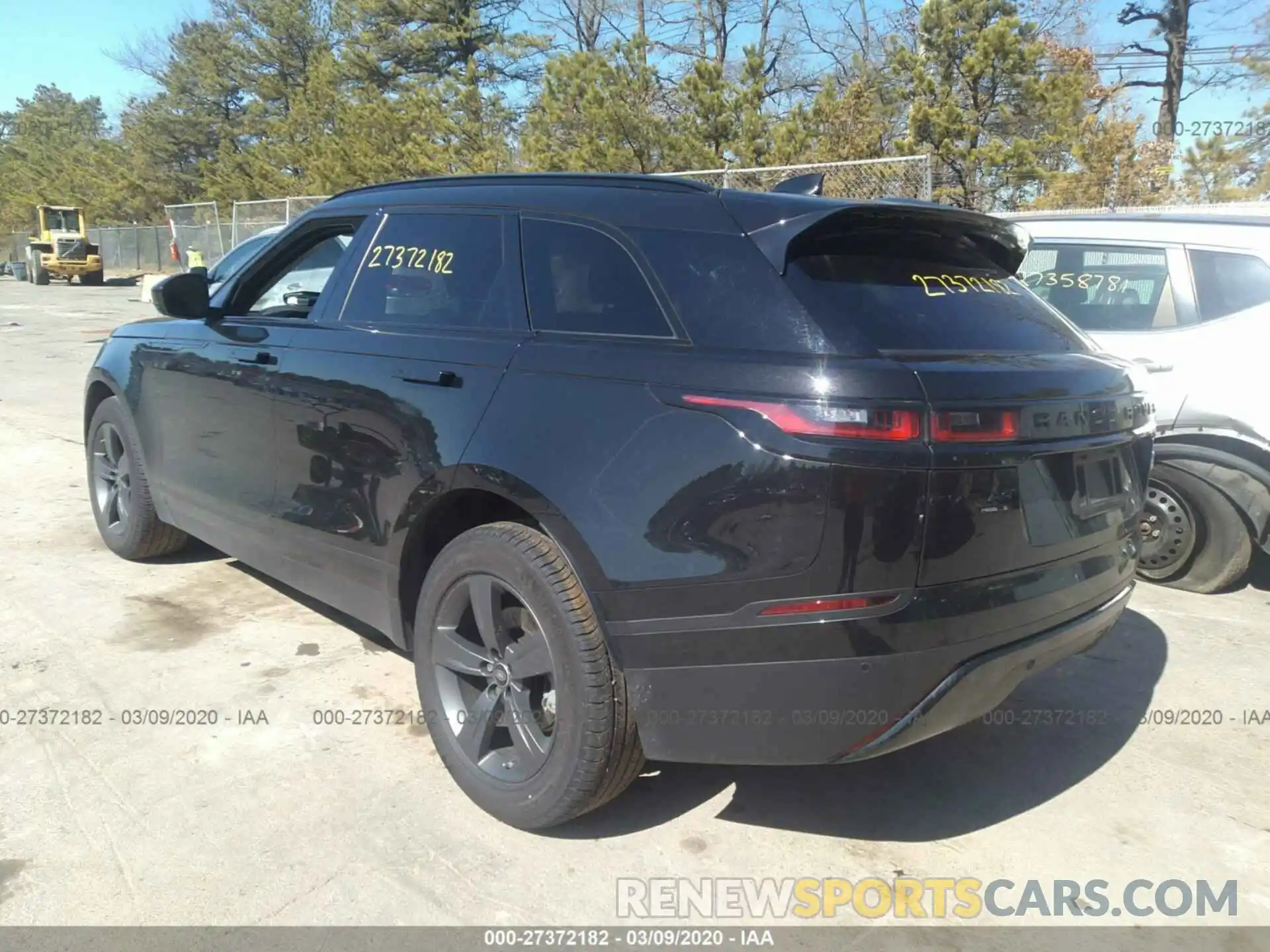 3 Photograph of a damaged car SALYB2EX2KA786825 LAND ROVER RANGE ROVER VELAR 2019