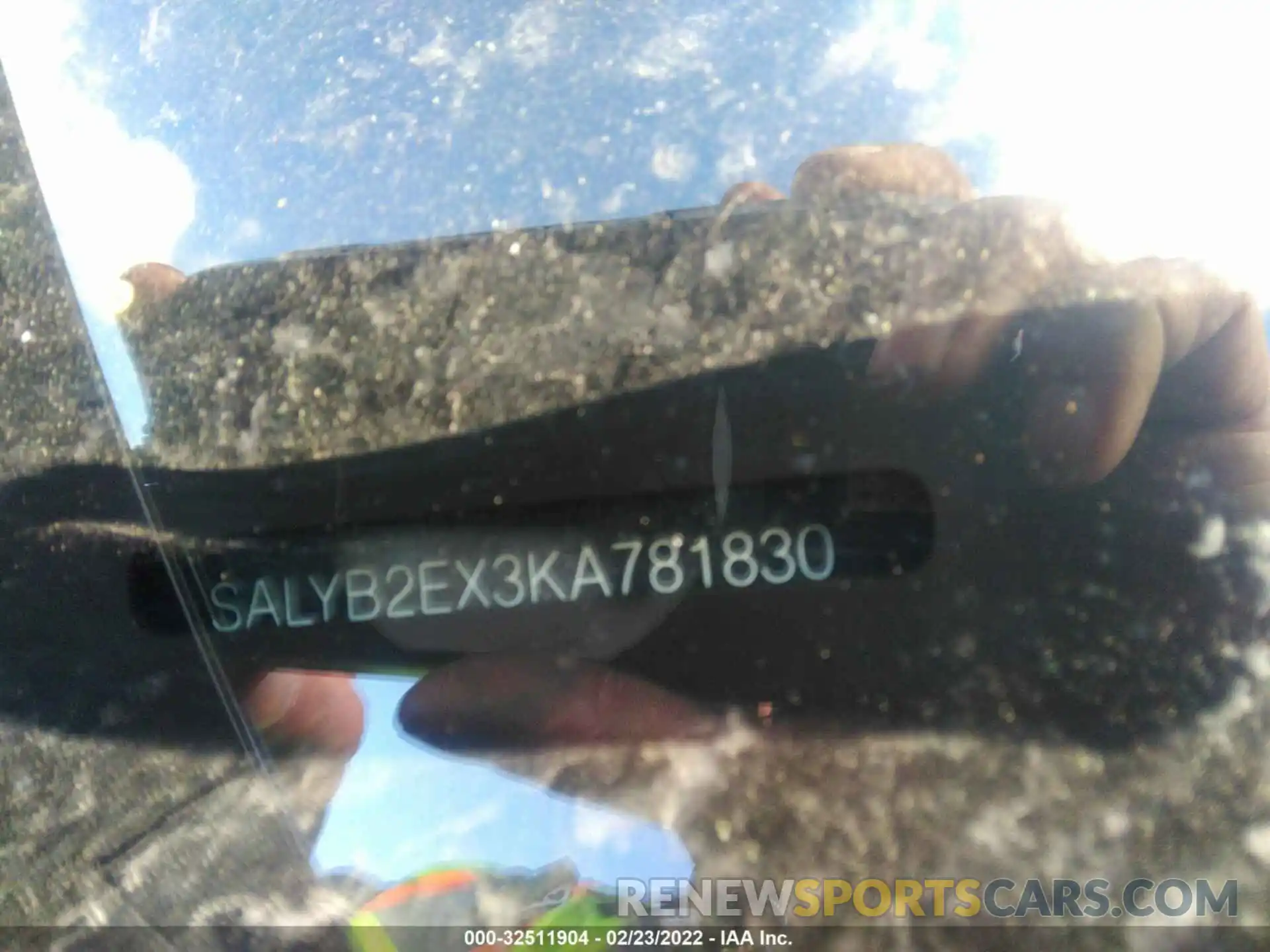 9 Photograph of a damaged car SALYB2EX3KA781830 LAND ROVER RANGE ROVER VELAR 2019