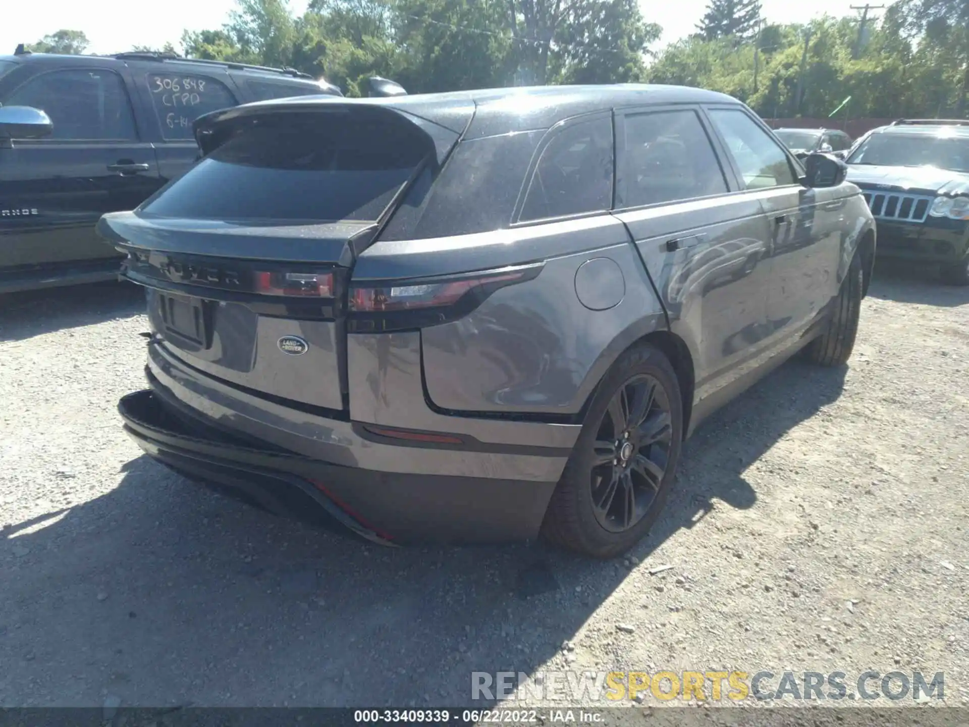 4 Photograph of a damaged car SALYB2EX4KA794828 LAND ROVER RANGE ROVER VELAR 2019