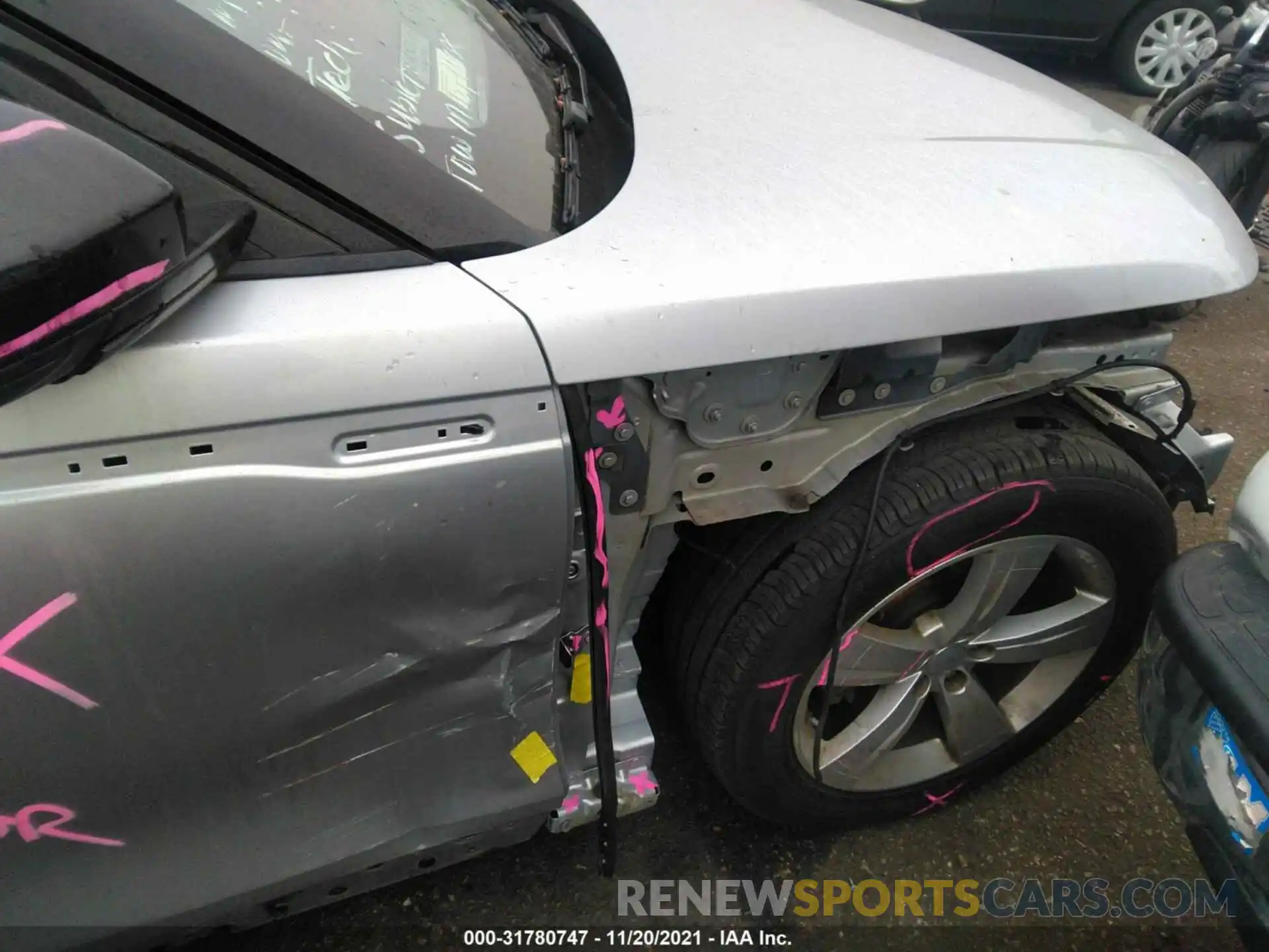 6 Photograph of a damaged car SALYB2EX5KA785779 LAND ROVER RANGE ROVER VELAR 2019