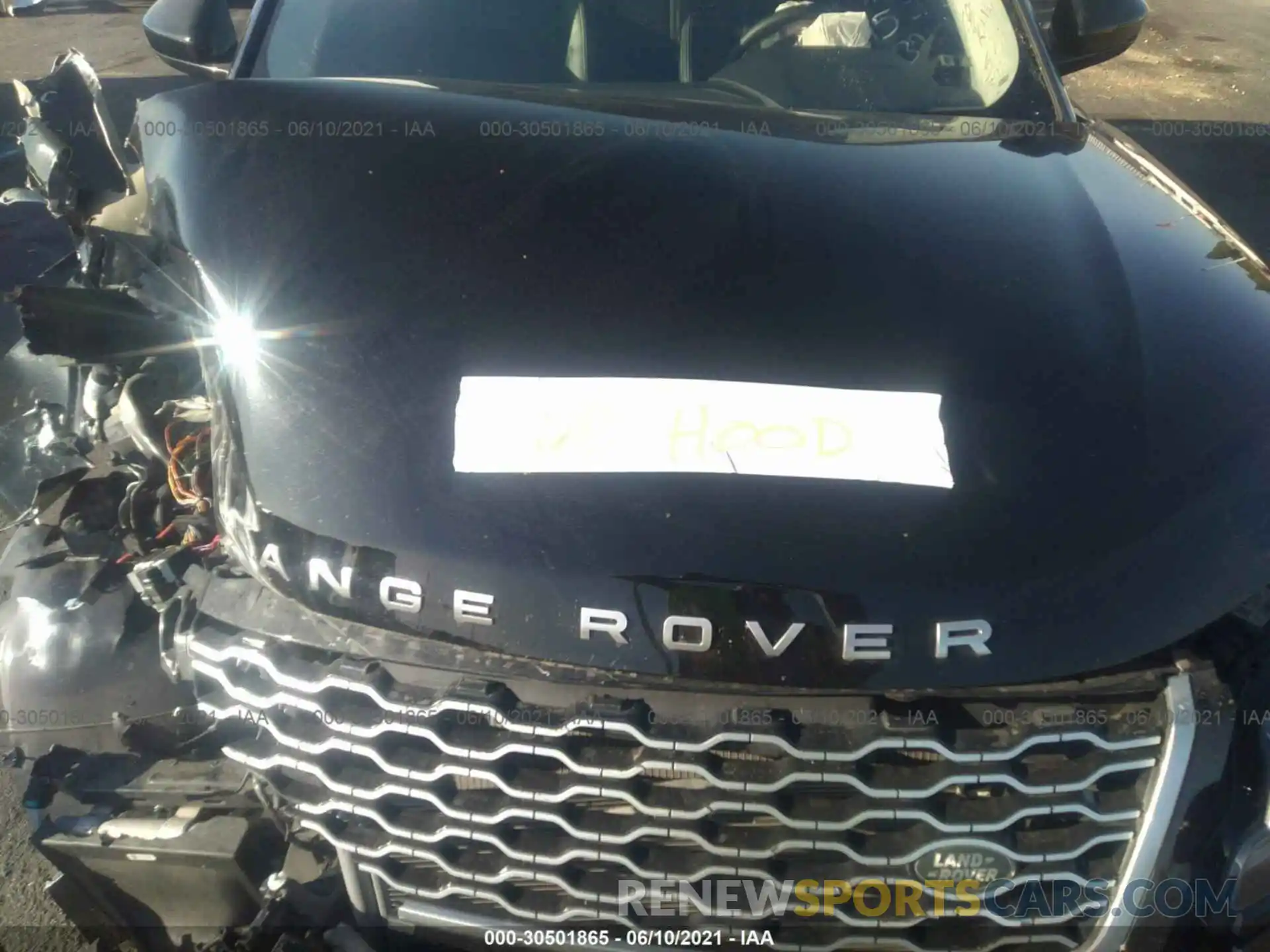 10 Photograph of a damaged car SALYB2EX6KA209697 LAND ROVER RANGE ROVER VELAR 2019