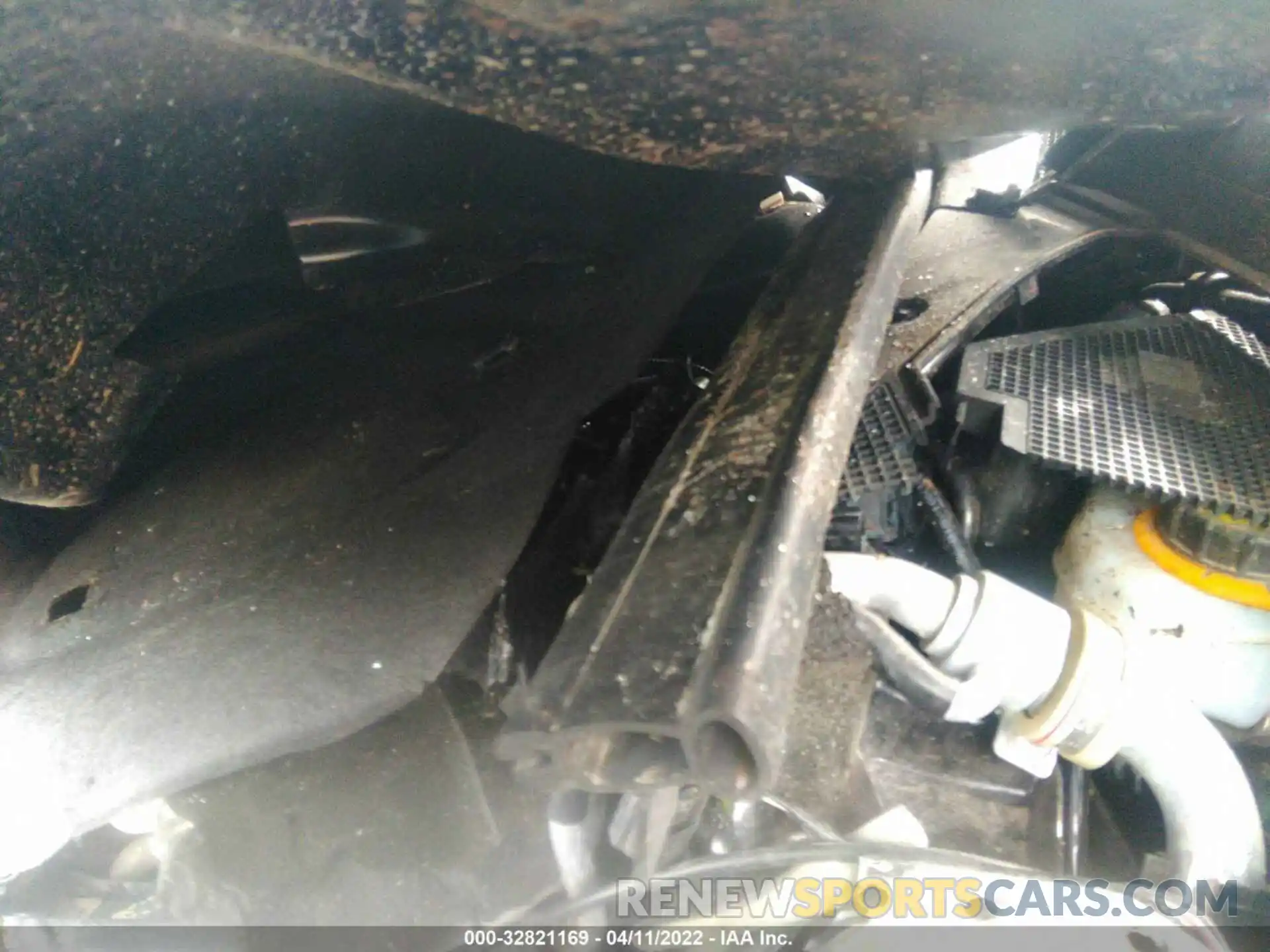 10 Photograph of a damaged car SALYB2EX9KA200024 LAND ROVER RANGE ROVER VELAR 2019