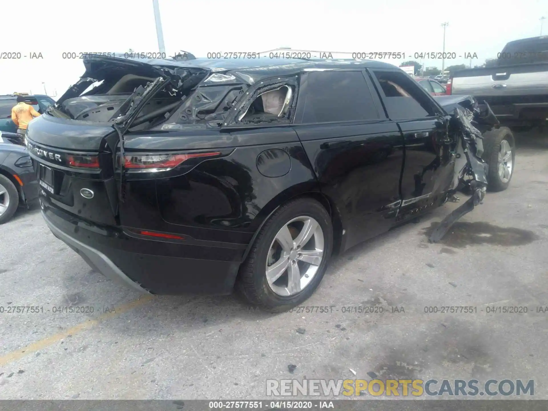 4 Photograph of a damaged car SALYB2EX9KA202307 LAND ROVER RANGE ROVER VELAR 2019