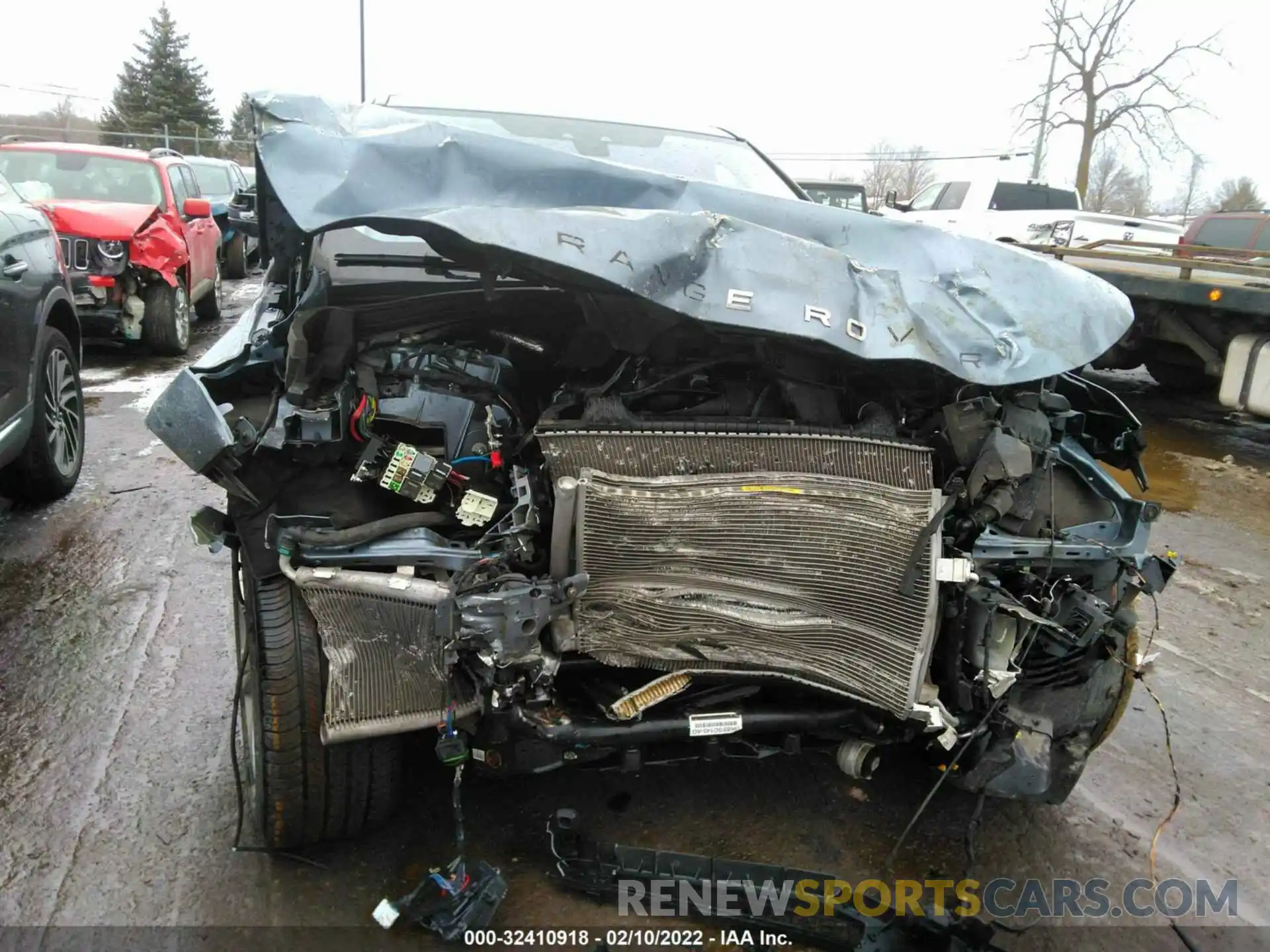 6 Photograph of a damaged car SALYB2EXXKA205331 LAND ROVER RANGE ROVER VELAR 2019