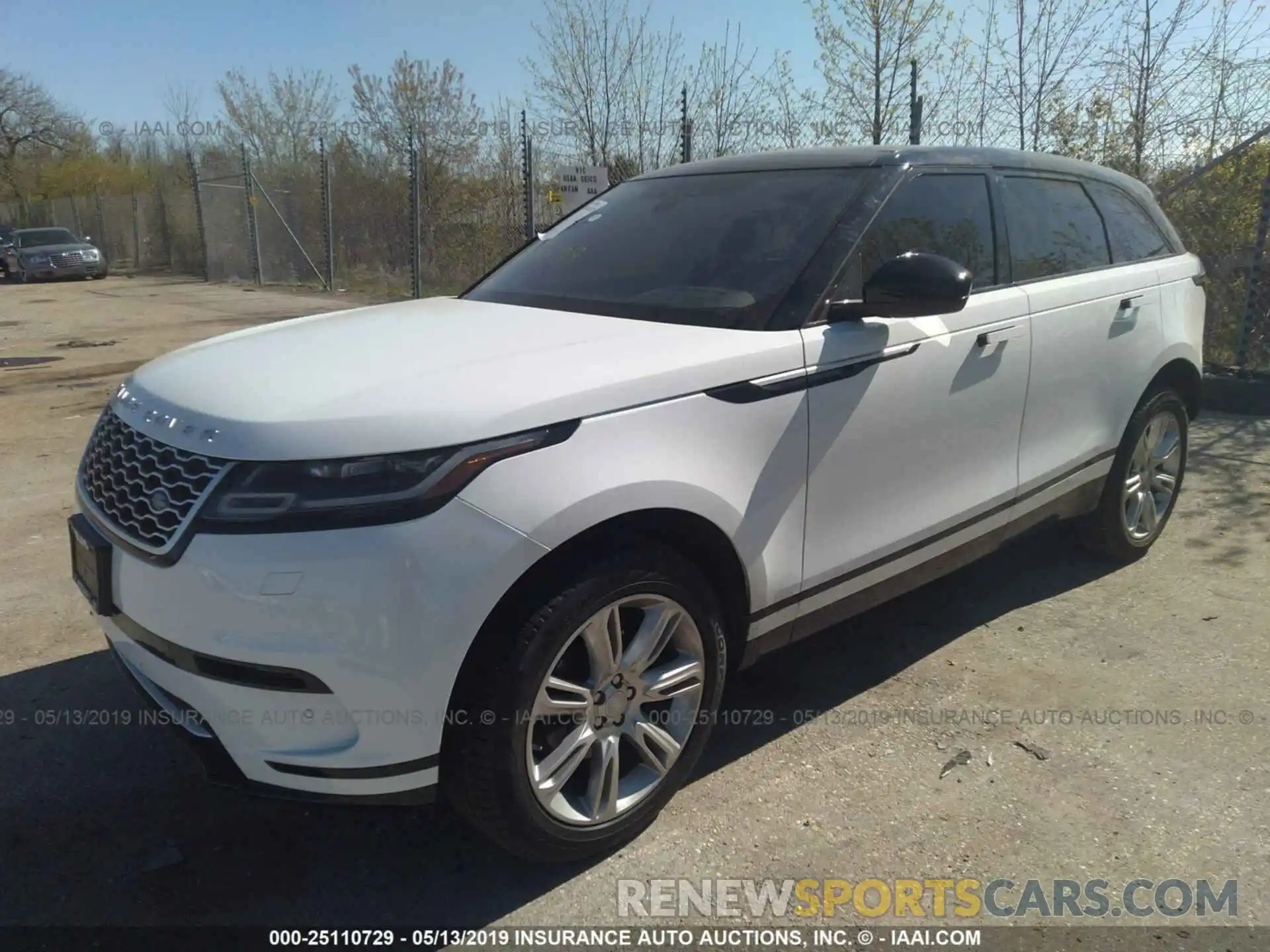 2 Фотография поврежденного автомобиля SALYB2EXXKA785406 LAND ROVER RANGE ROVER VELAR 2019