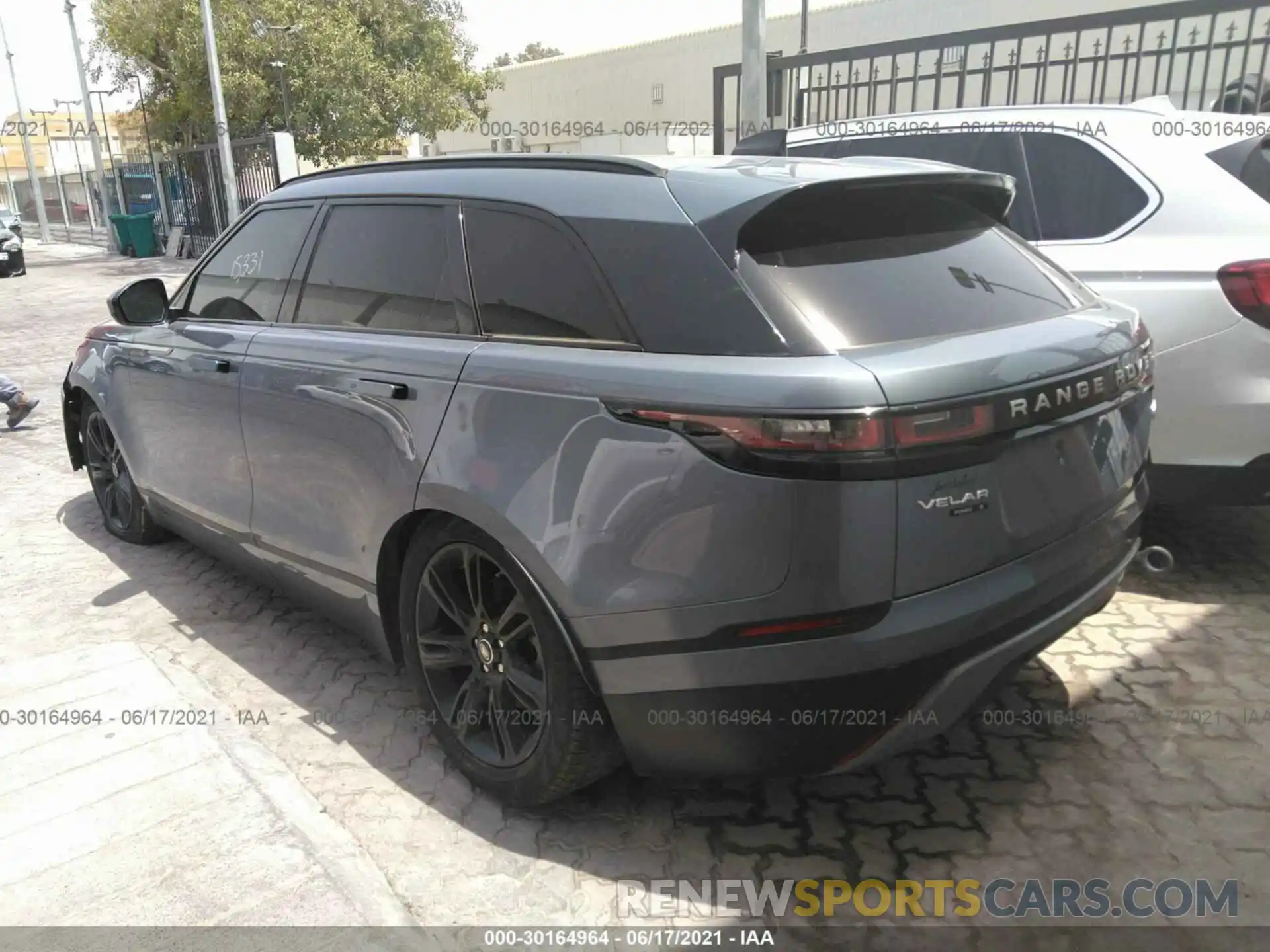 3 Photograph of a damaged car SALYB2FV0KA227285 LAND ROVER RANGE ROVER VELAR 2019