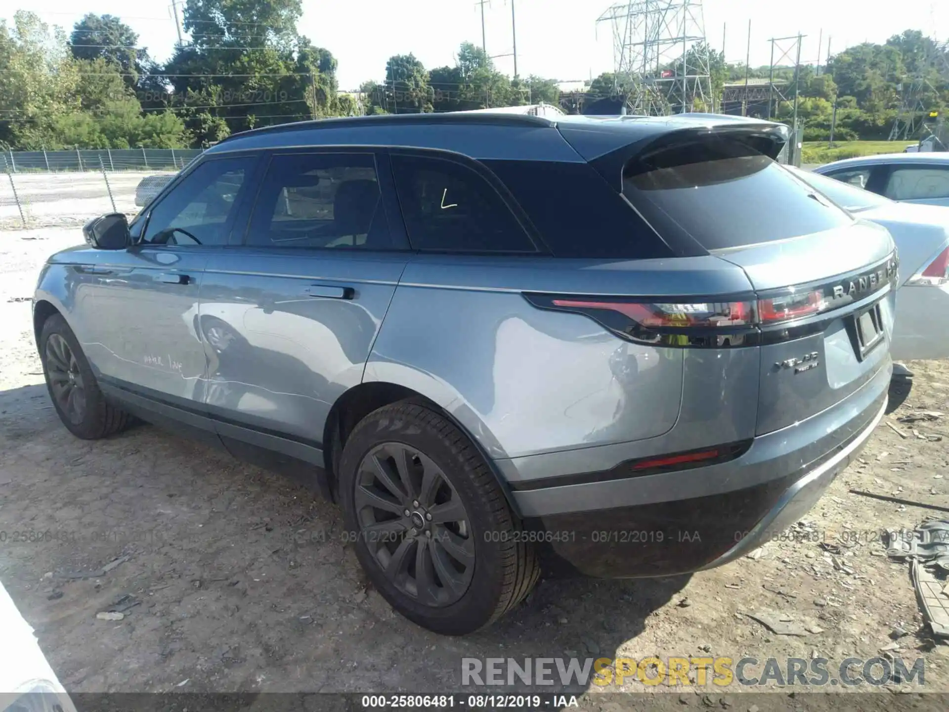 3 Photograph of a damaged car SALYL2EX0KA779787 LAND ROVER RANGE ROVER VELAR 2019