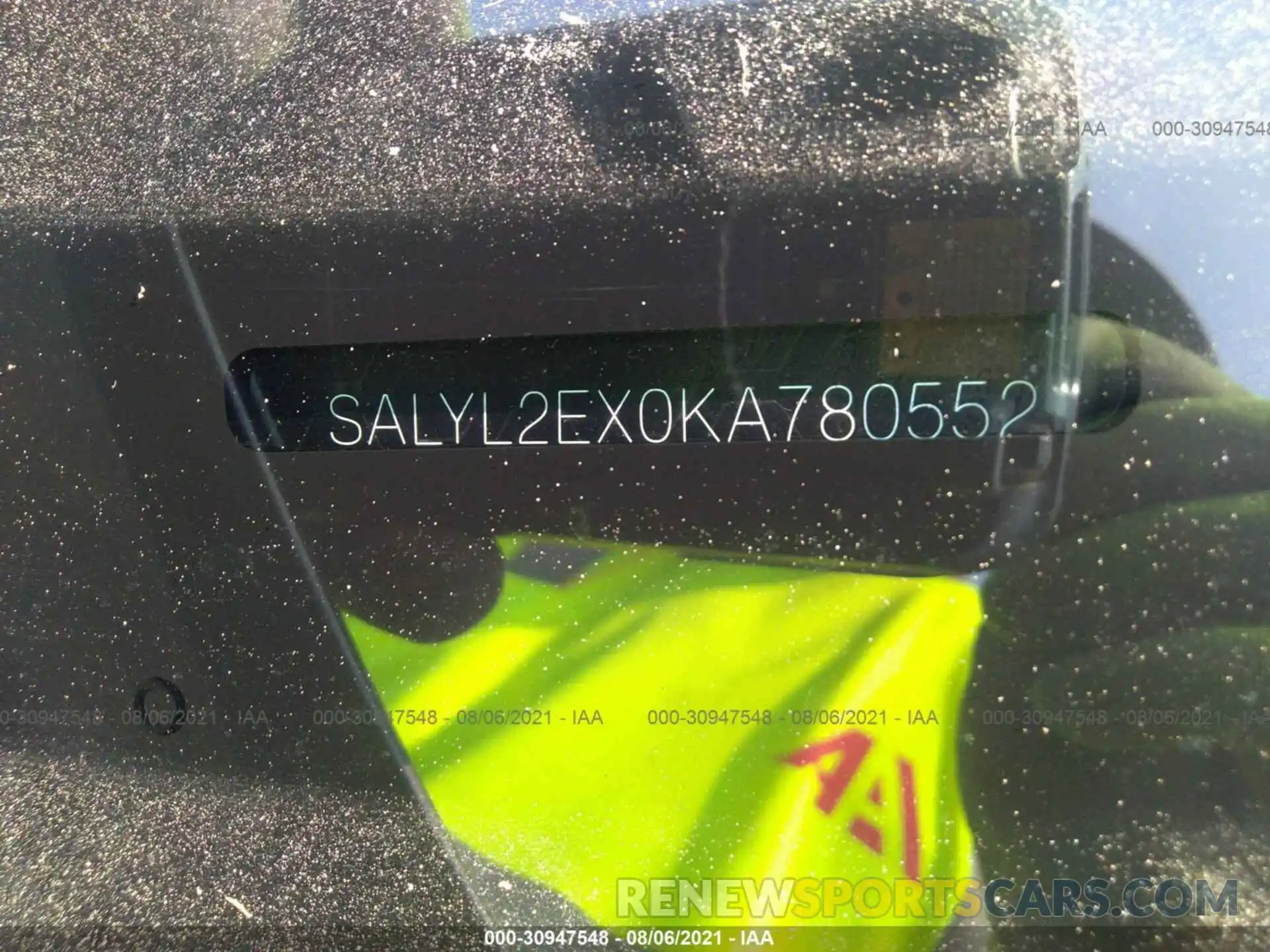 9 Photograph of a damaged car SALYL2EX0KA780552 LAND ROVER RANGE ROVER VELAR 2019