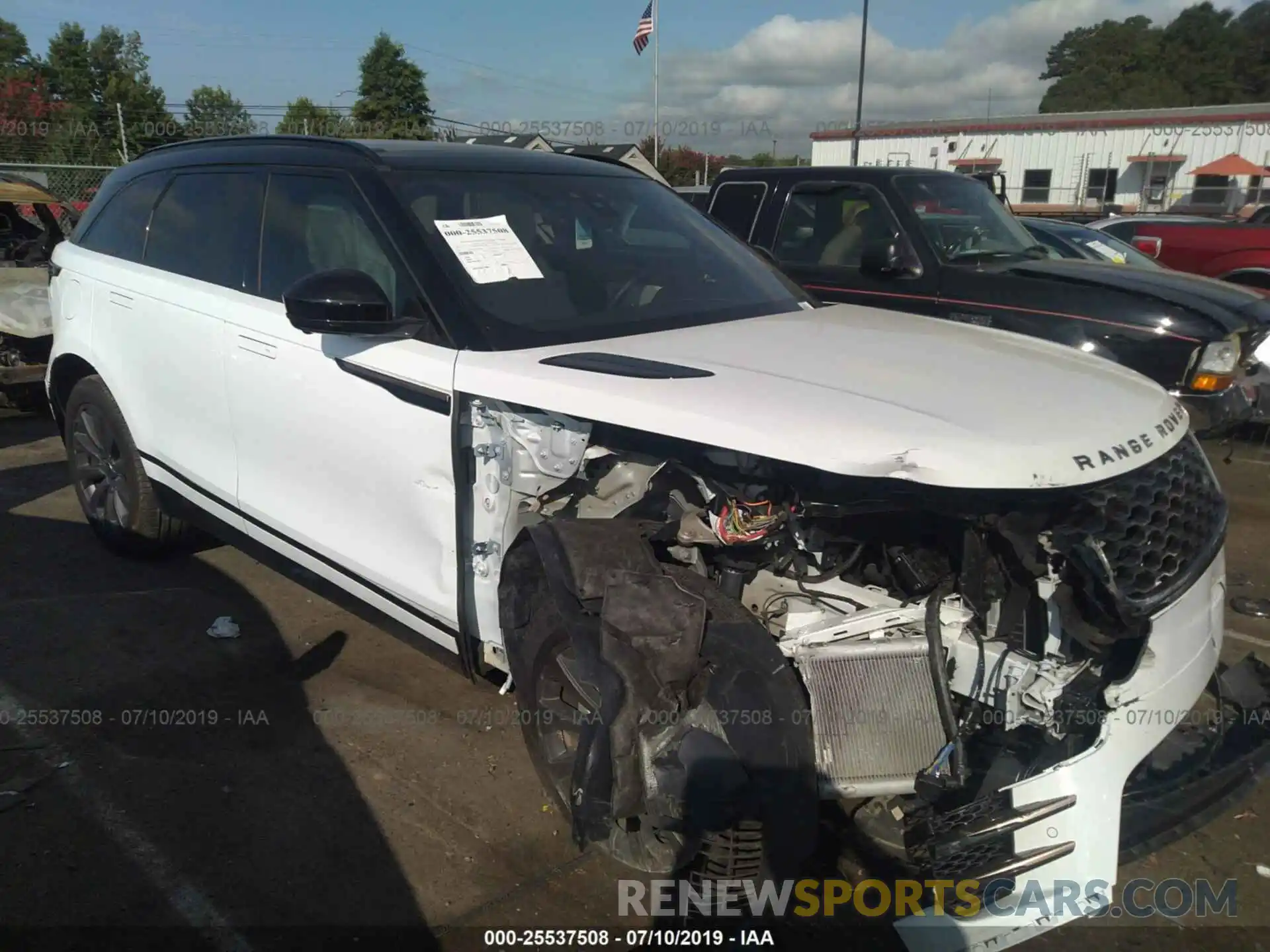 1 Photograph of a damaged car SALYL2EX0KA783306 LAND ROVER RANGE ROVER VELAR 2019