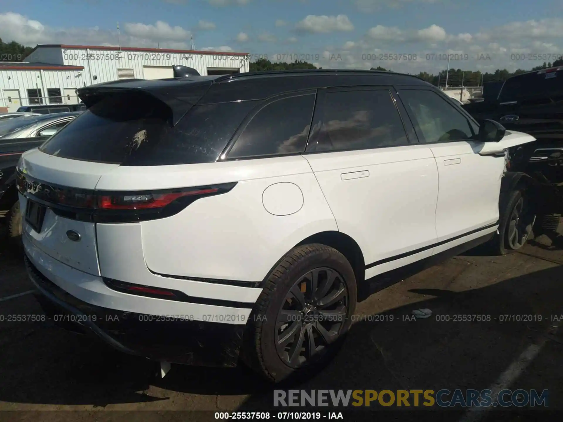 4 Photograph of a damaged car SALYL2EX0KA783306 LAND ROVER RANGE ROVER VELAR 2019