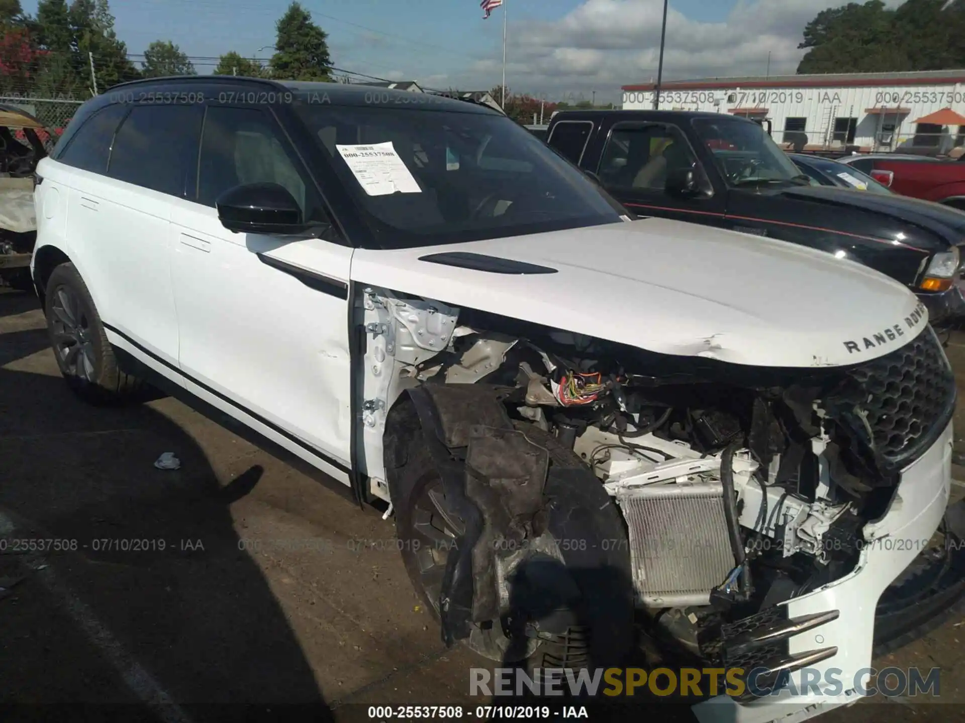 6 Photograph of a damaged car SALYL2EX0KA783306 LAND ROVER RANGE ROVER VELAR 2019