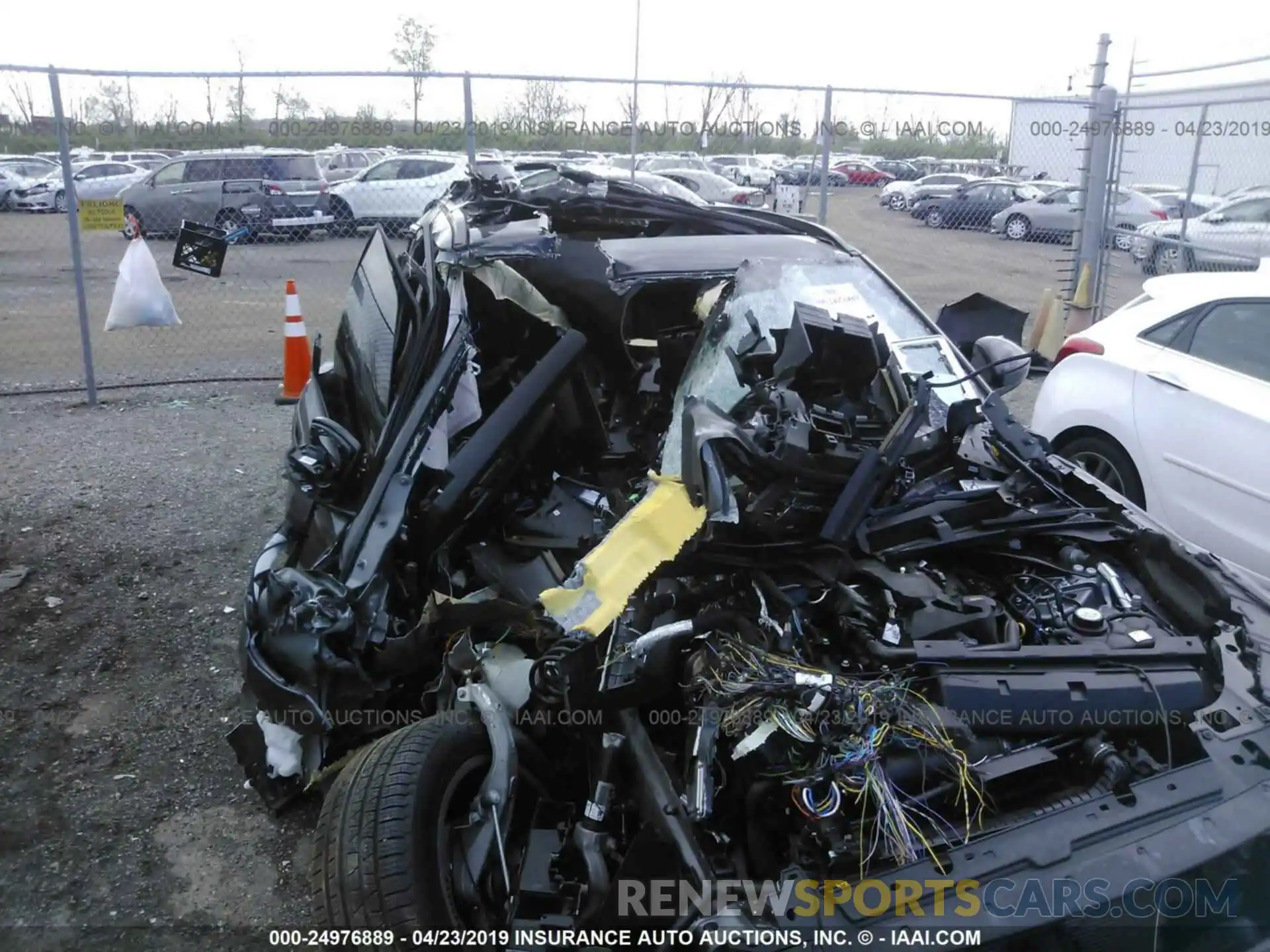 6 Photograph of a damaged car SALYL2EX0KA794337 LAND ROVER RANGE ROVER VELAR 2019