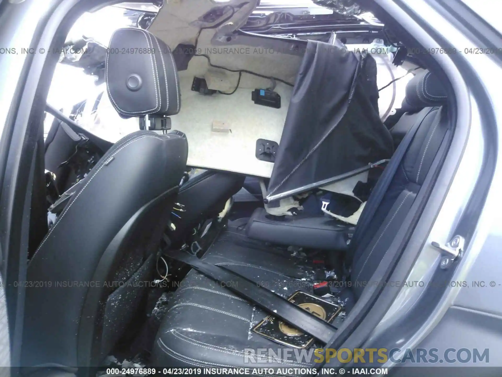 8 Photograph of a damaged car SALYL2EX0KA794337 LAND ROVER RANGE ROVER VELAR 2019