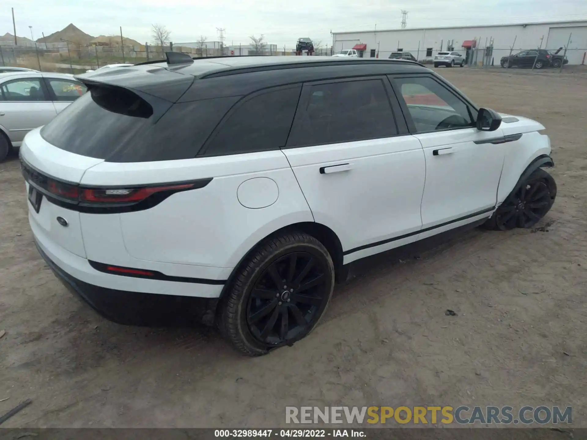 4 Фотография поврежденного автомобиля SALYL2EX1KA228025 LAND ROVER RANGE ROVER VELAR 2019