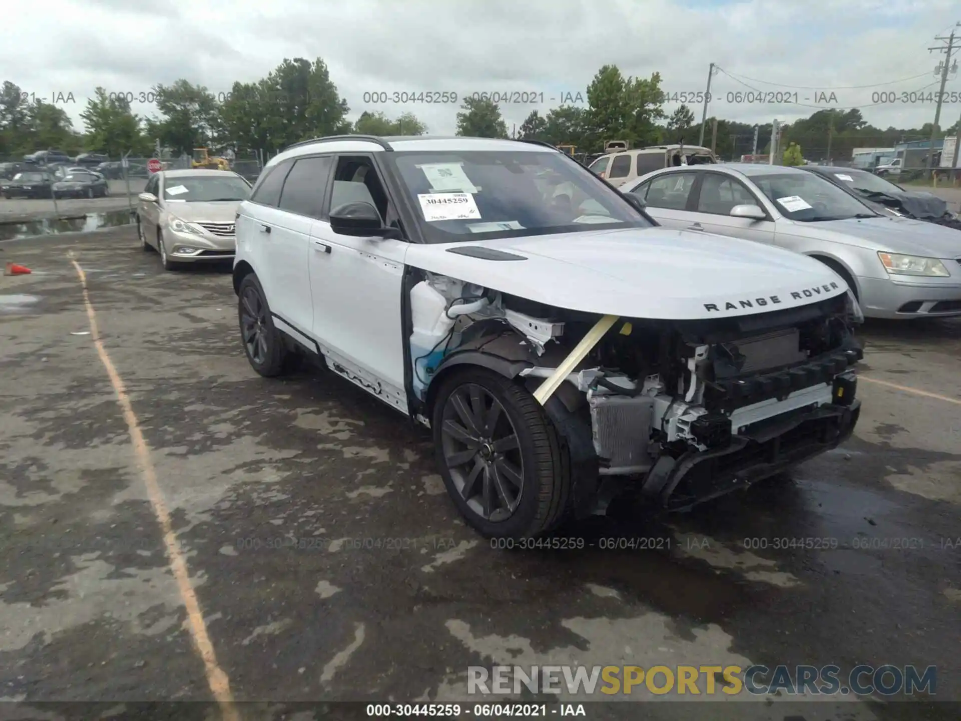 1 Photograph of a damaged car SALYL2EX2KA203201 LAND ROVER RANGE ROVER VELAR 2019