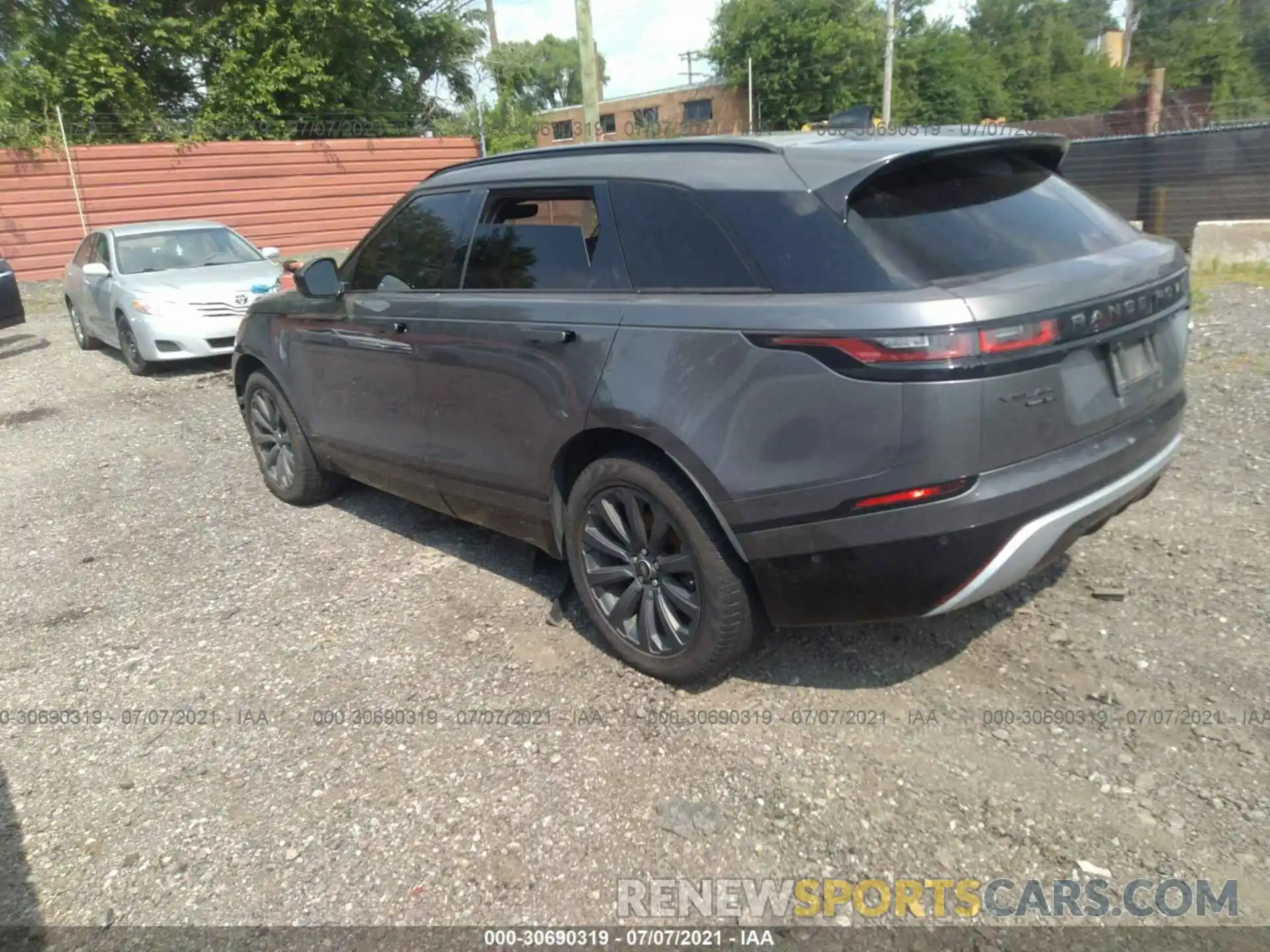 3 Photograph of a damaged car SALYL2EX2KA780603 LAND ROVER RANGE ROVER VELAR 2019