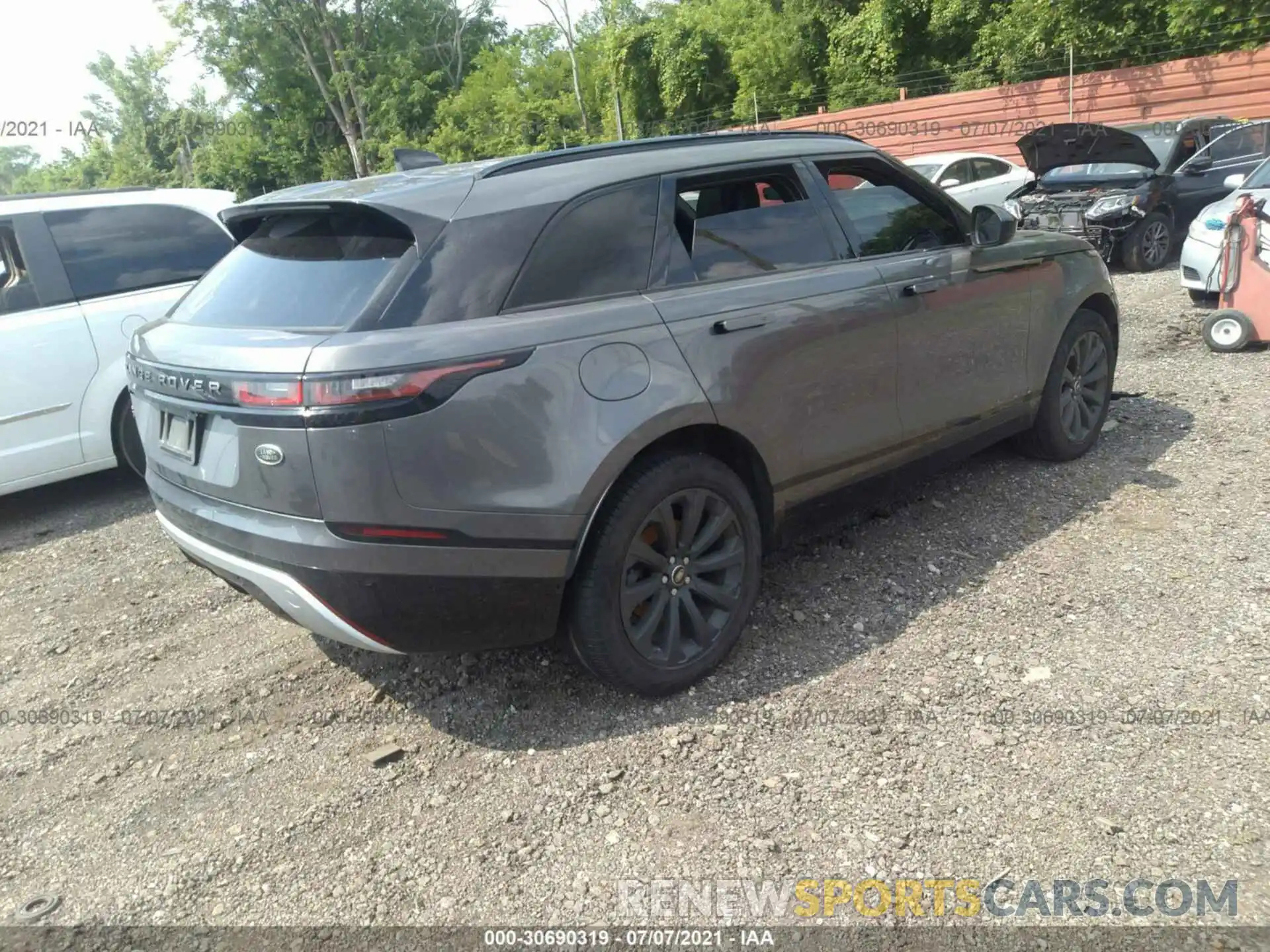 4 Photograph of a damaged car SALYL2EX2KA780603 LAND ROVER RANGE ROVER VELAR 2019