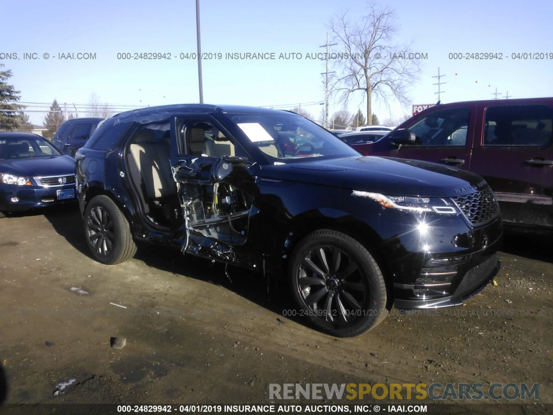 1 Photograph of a damaged car SALYL2EX2KA797157 LAND ROVER RANGE ROVER VELAR 2019