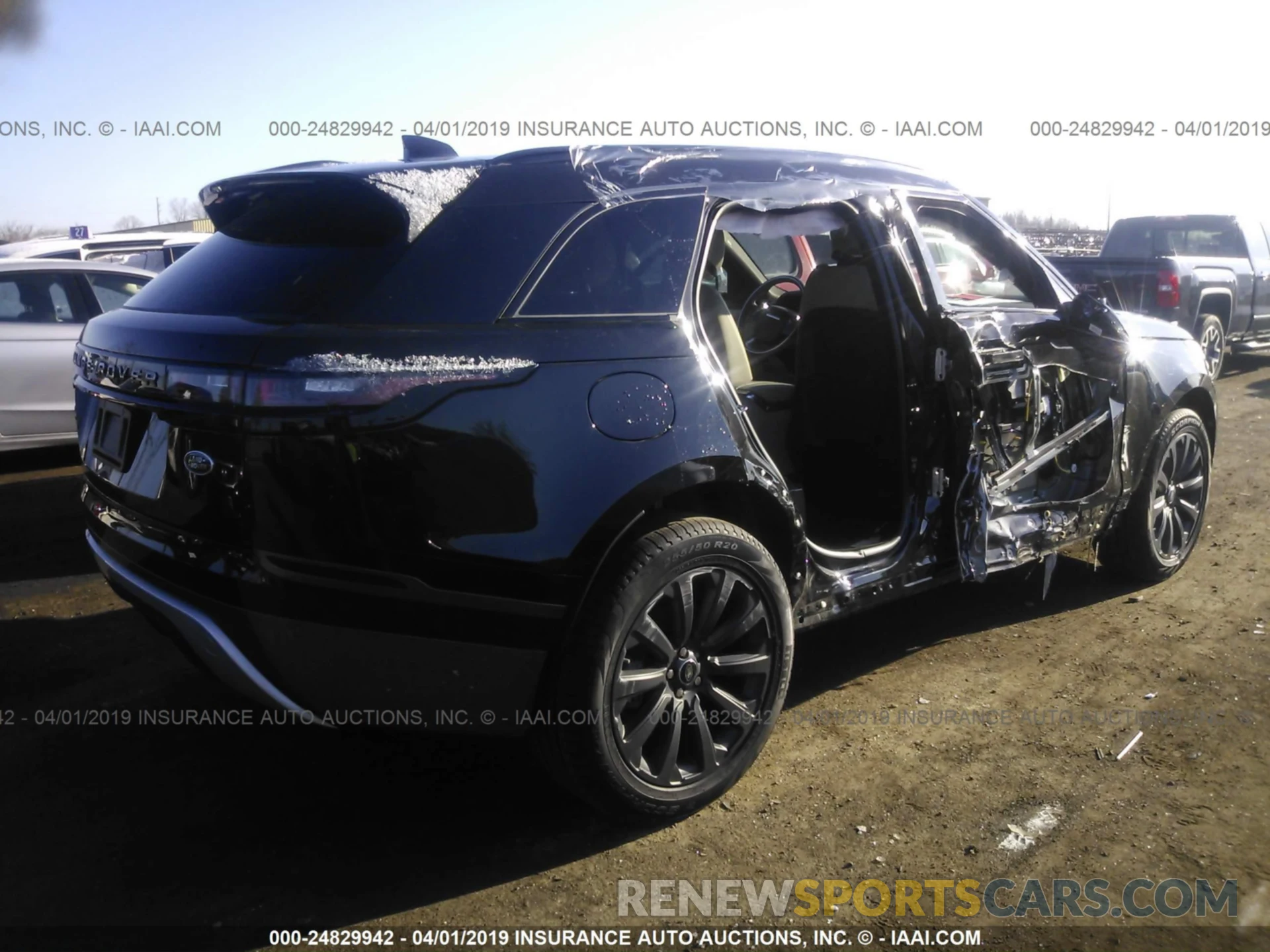 4 Photograph of a damaged car SALYL2EX2KA797157 LAND ROVER RANGE ROVER VELAR 2019