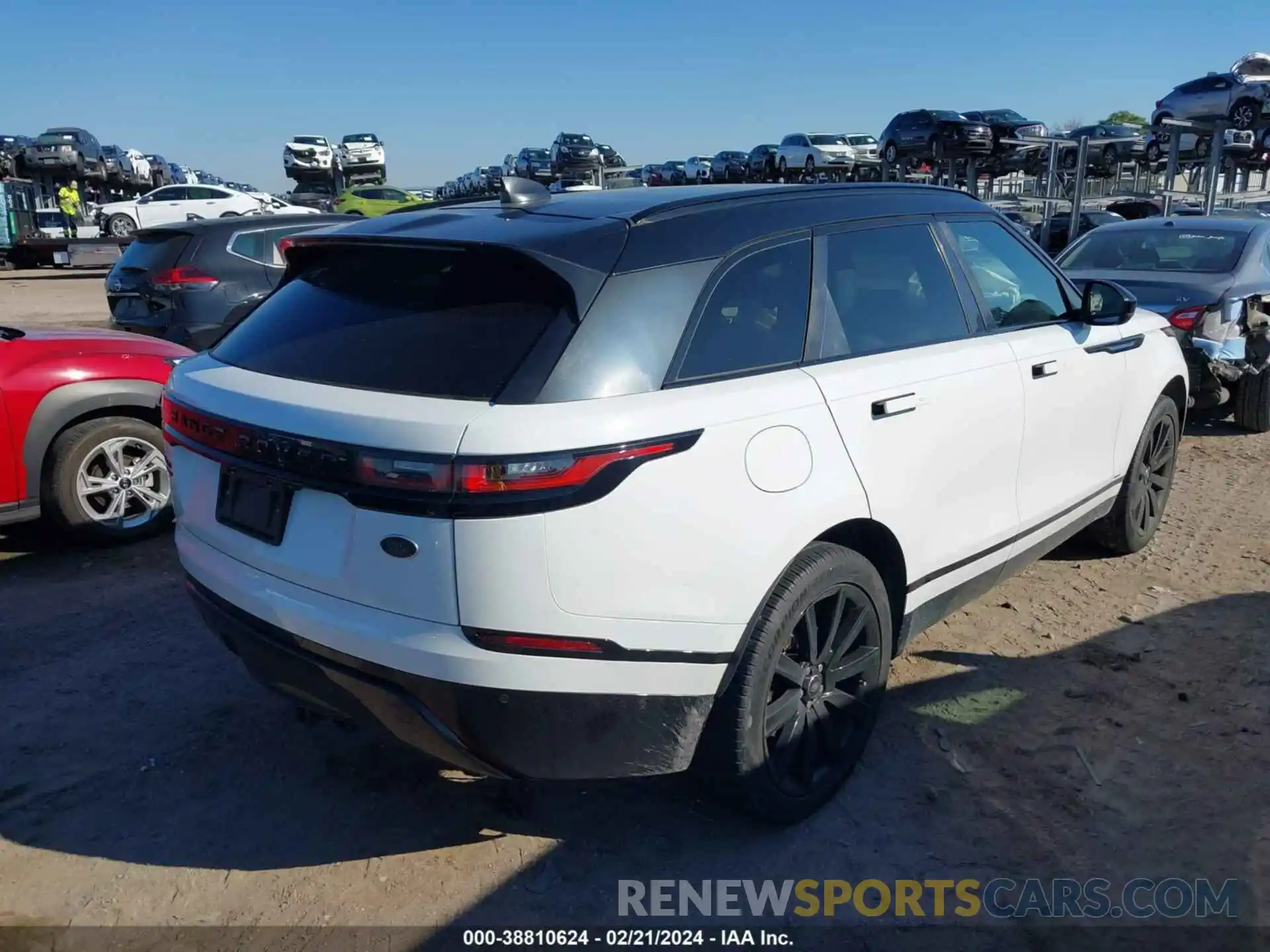 4 Фотография поврежденного автомобиля SALYL2EX3KA211419 LAND ROVER RANGE ROVER VELAR 2019