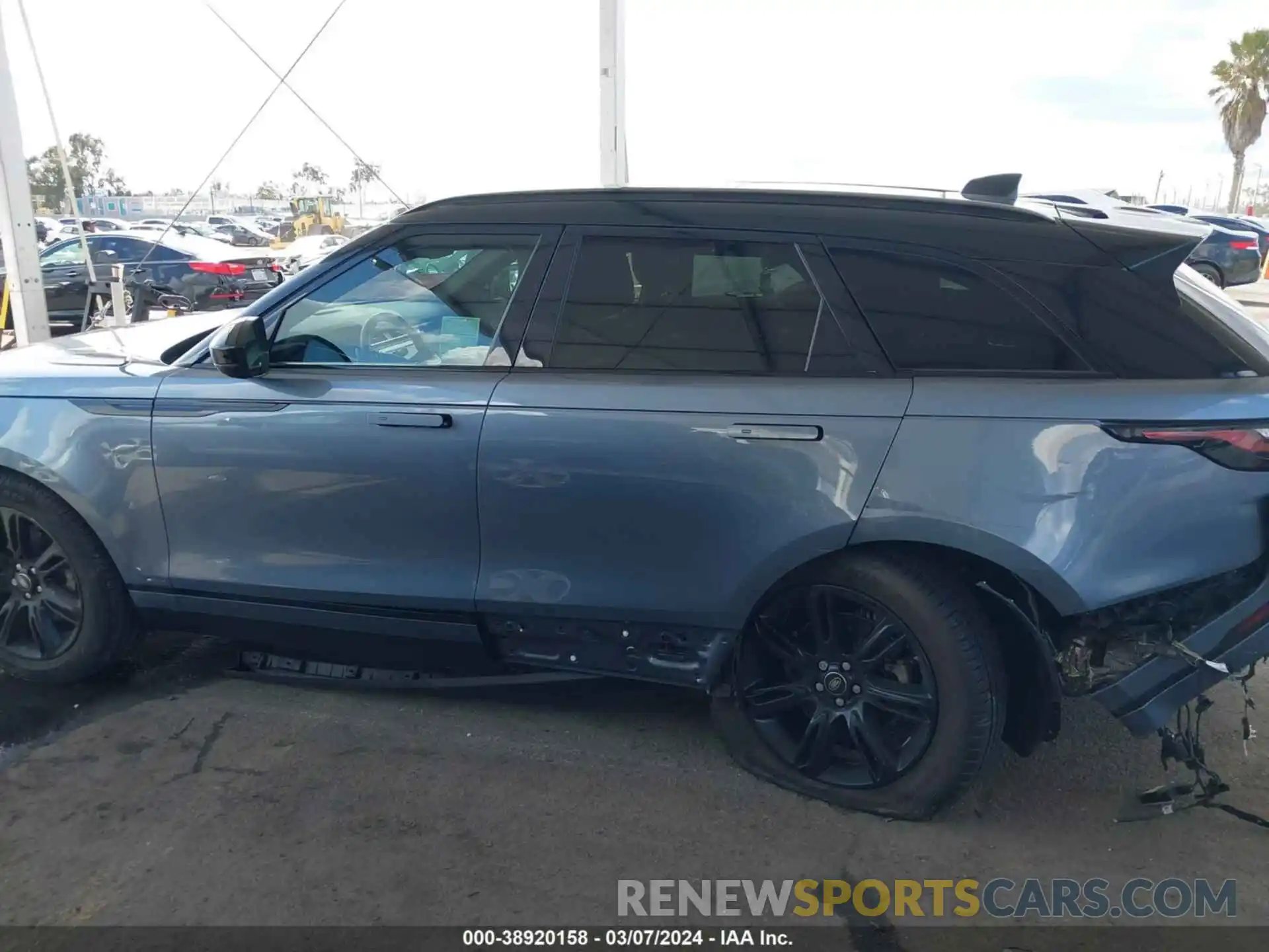 14 Photograph of a damaged car SALYL2EX3KA789522 LAND ROVER RANGE ROVER VELAR 2019