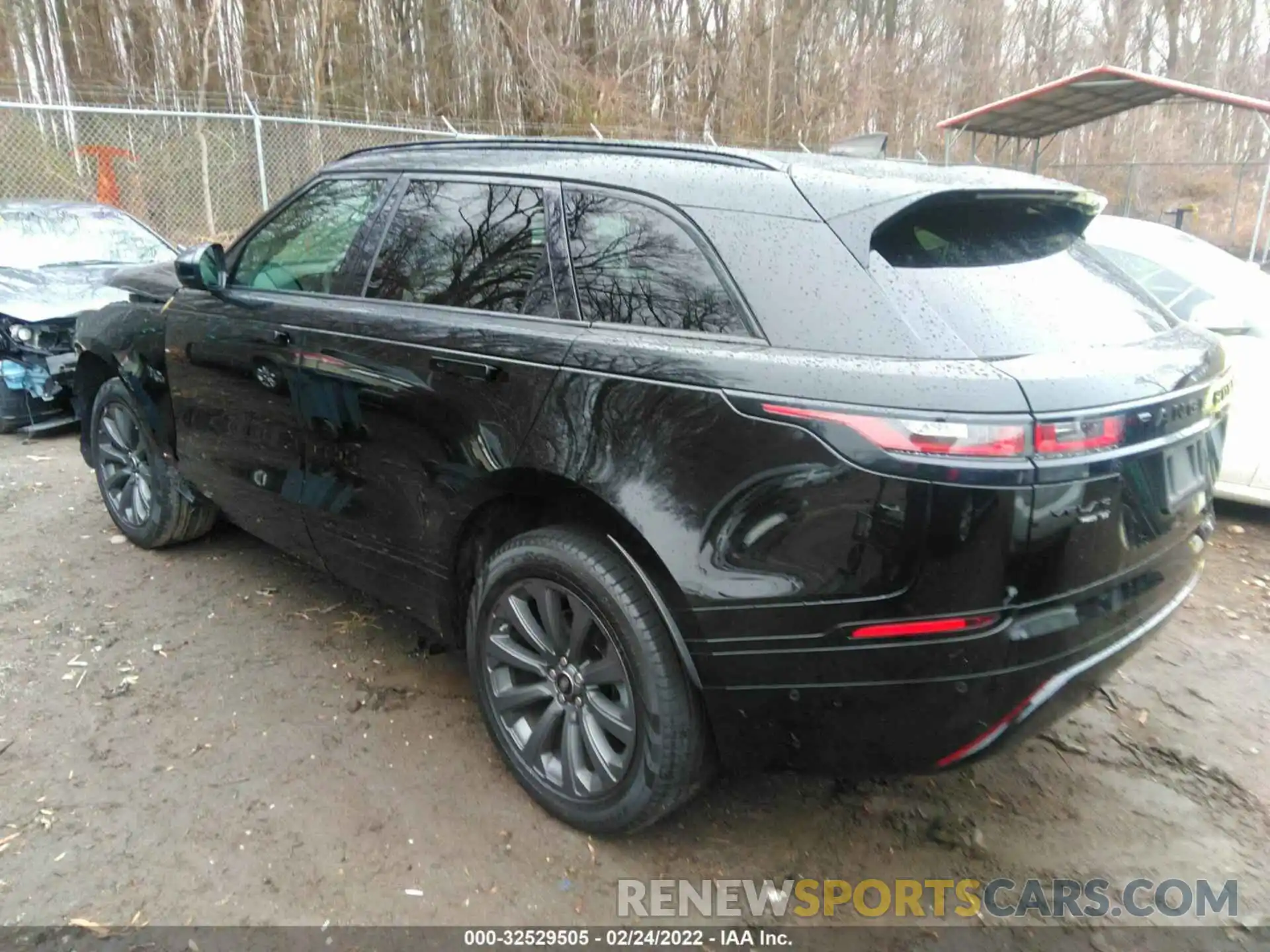 3 Photograph of a damaged car SALYL2EX4KA217648 LAND ROVER RANGE ROVER VELAR 2019