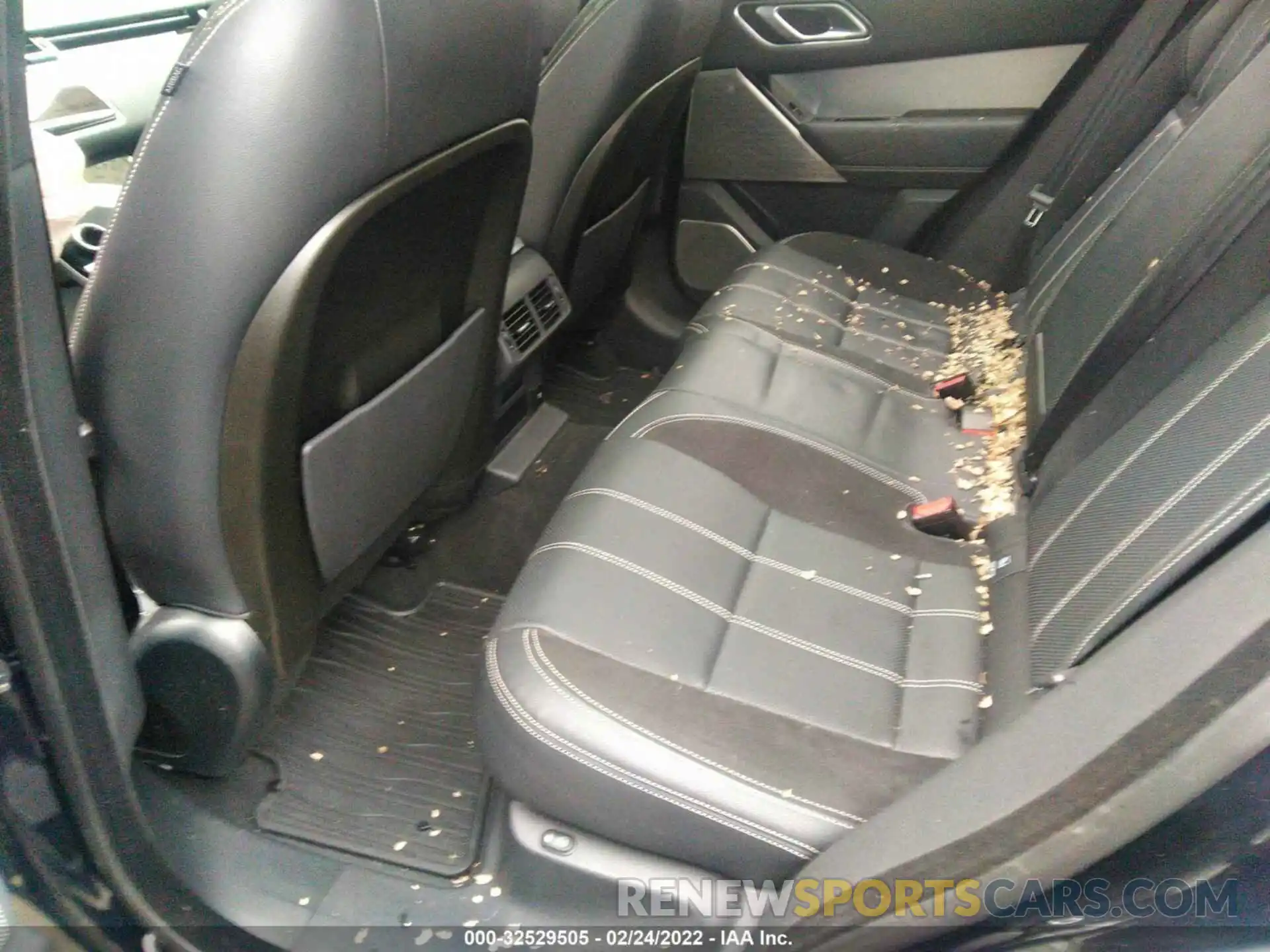 8 Photograph of a damaged car SALYL2EX4KA217648 LAND ROVER RANGE ROVER VELAR 2019