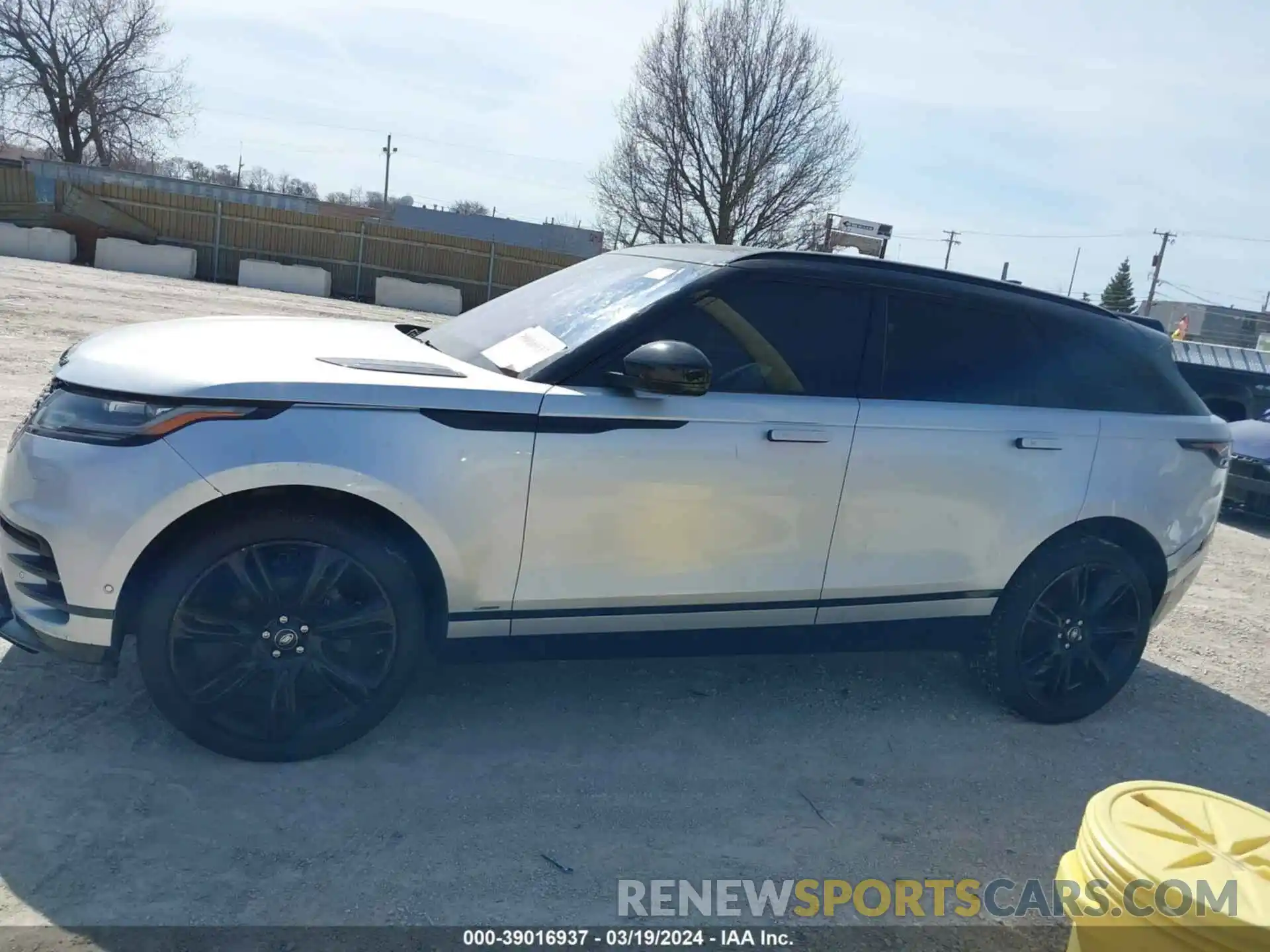 14 Photograph of a damaged car SALYL2EX4KA799587 LAND ROVER RANGE ROVER VELAR 2019