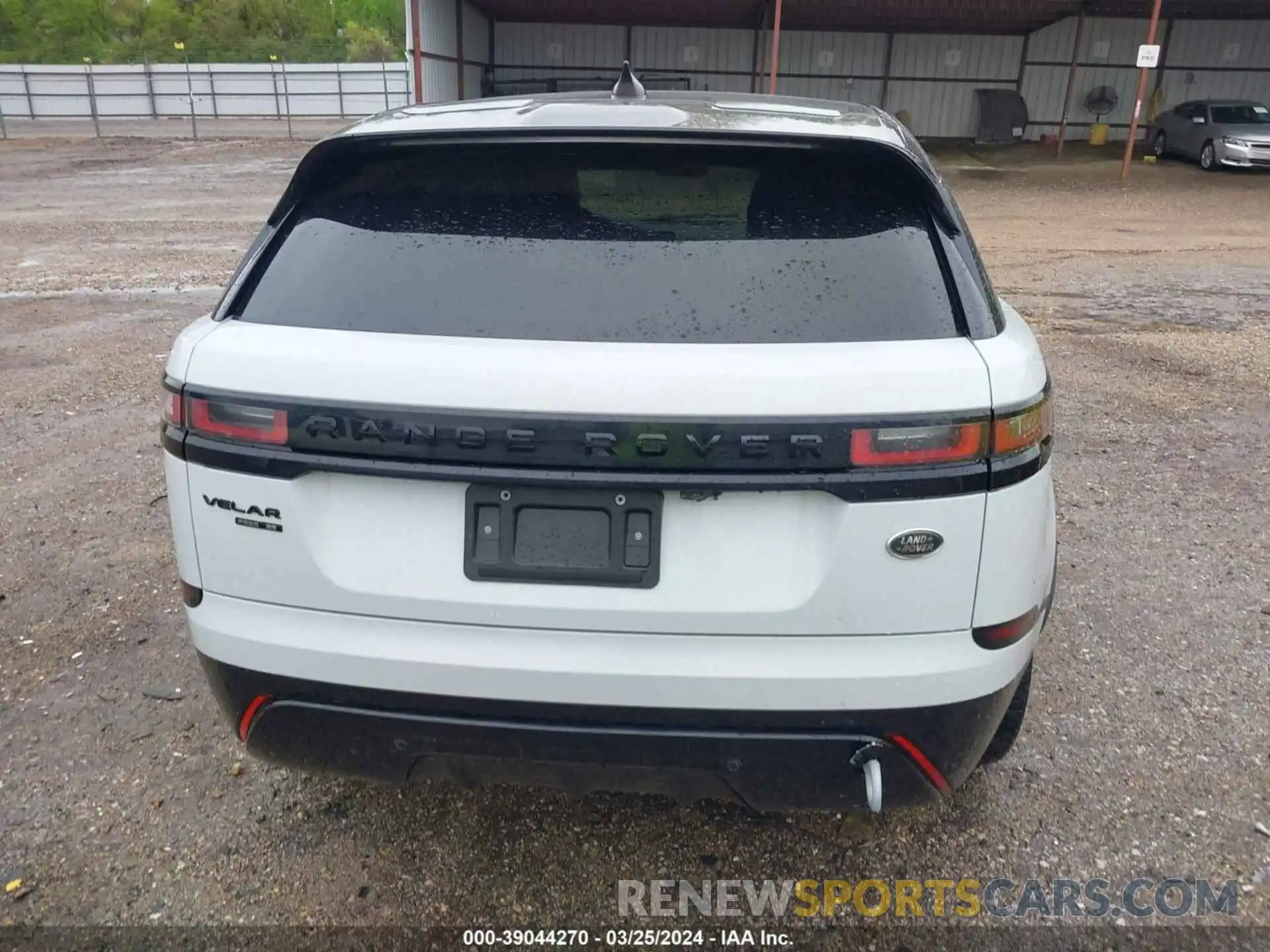 17 Photograph of a damaged car SALYL2EX5KA210708 LAND ROVER RANGE ROVER VELAR 2019