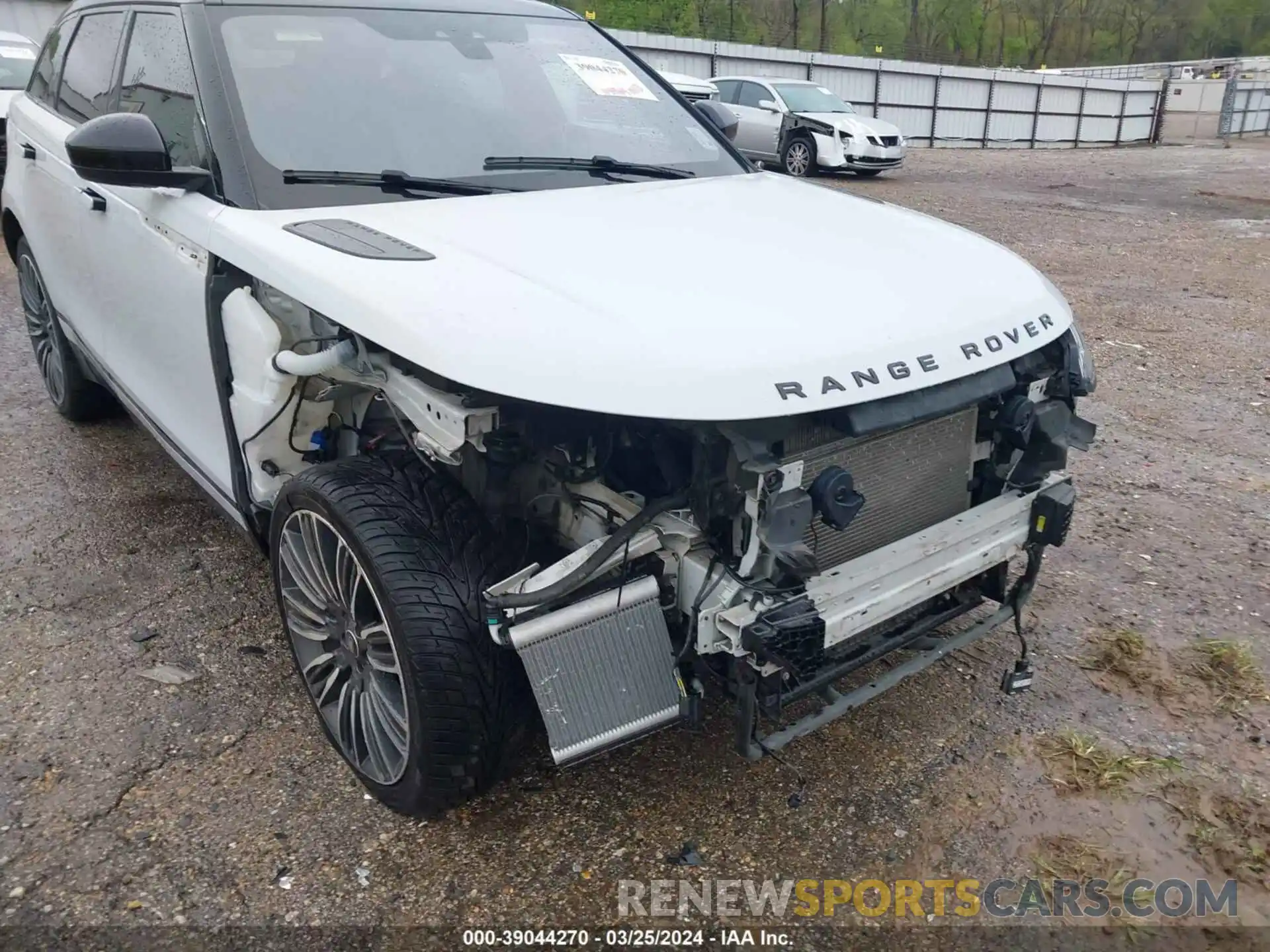 6 Photograph of a damaged car SALYL2EX5KA210708 LAND ROVER RANGE ROVER VELAR 2019