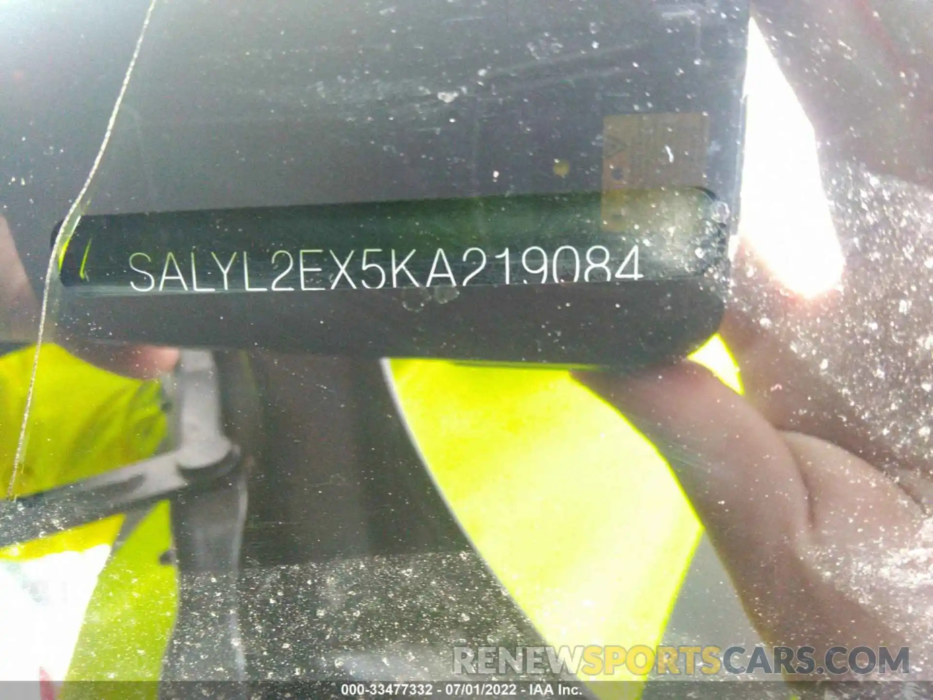 9 Photograph of a damaged car SALYL2EX5KA219084 LAND ROVER RANGE ROVER VELAR 2019