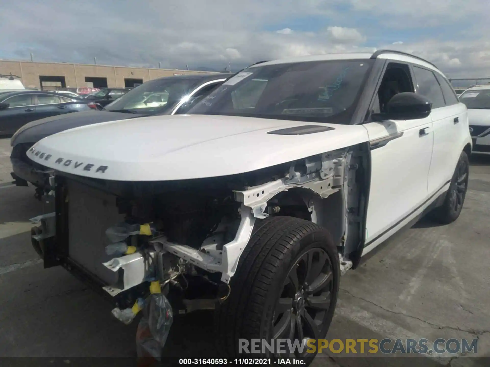 2 Фотография поврежденного автомобиля SALYL2EX5KA778912 LAND ROVER RANGE ROVER VELAR 2019