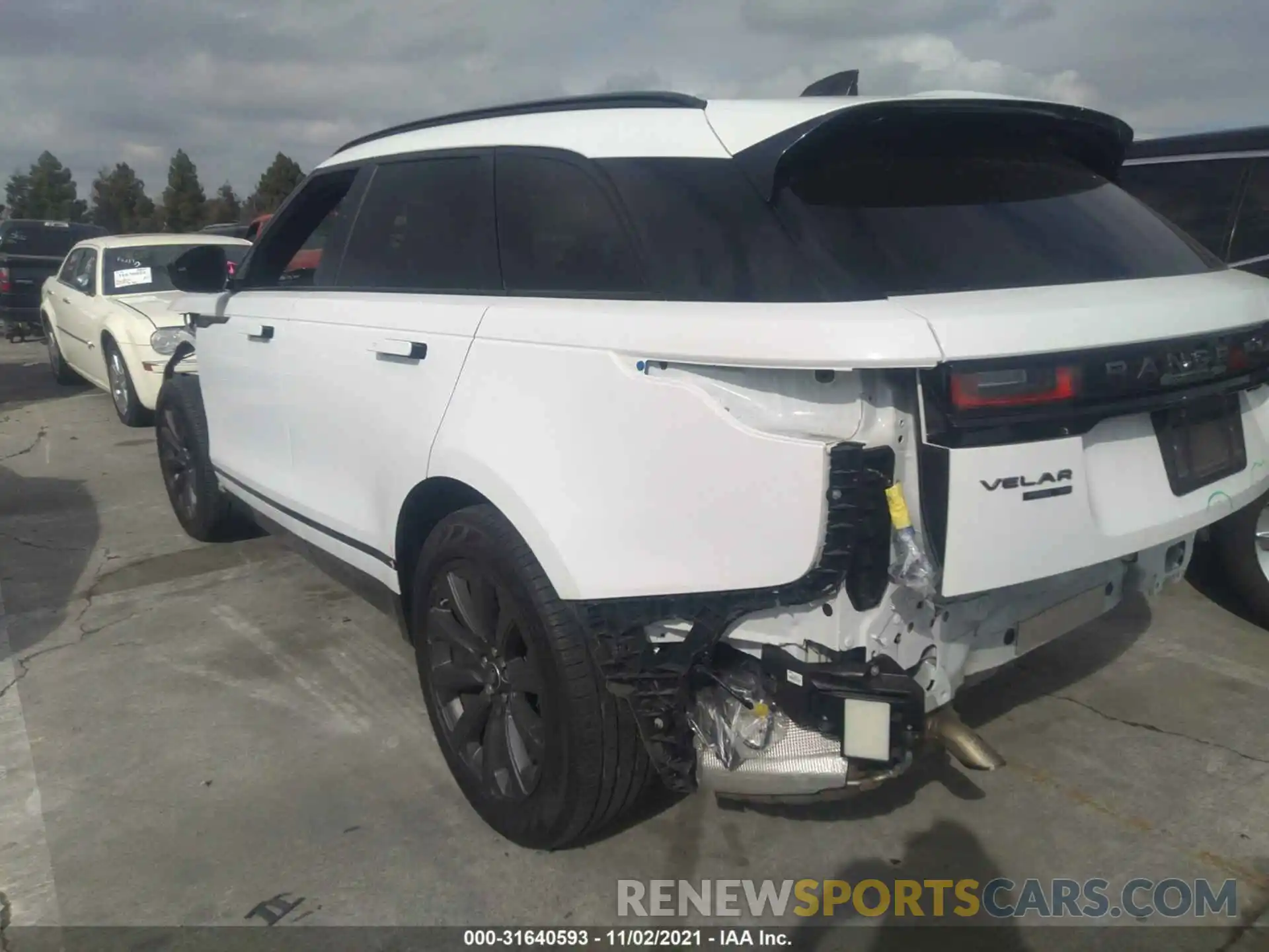 3 Photograph of a damaged car SALYL2EX5KA778912 LAND ROVER RANGE ROVER VELAR 2019