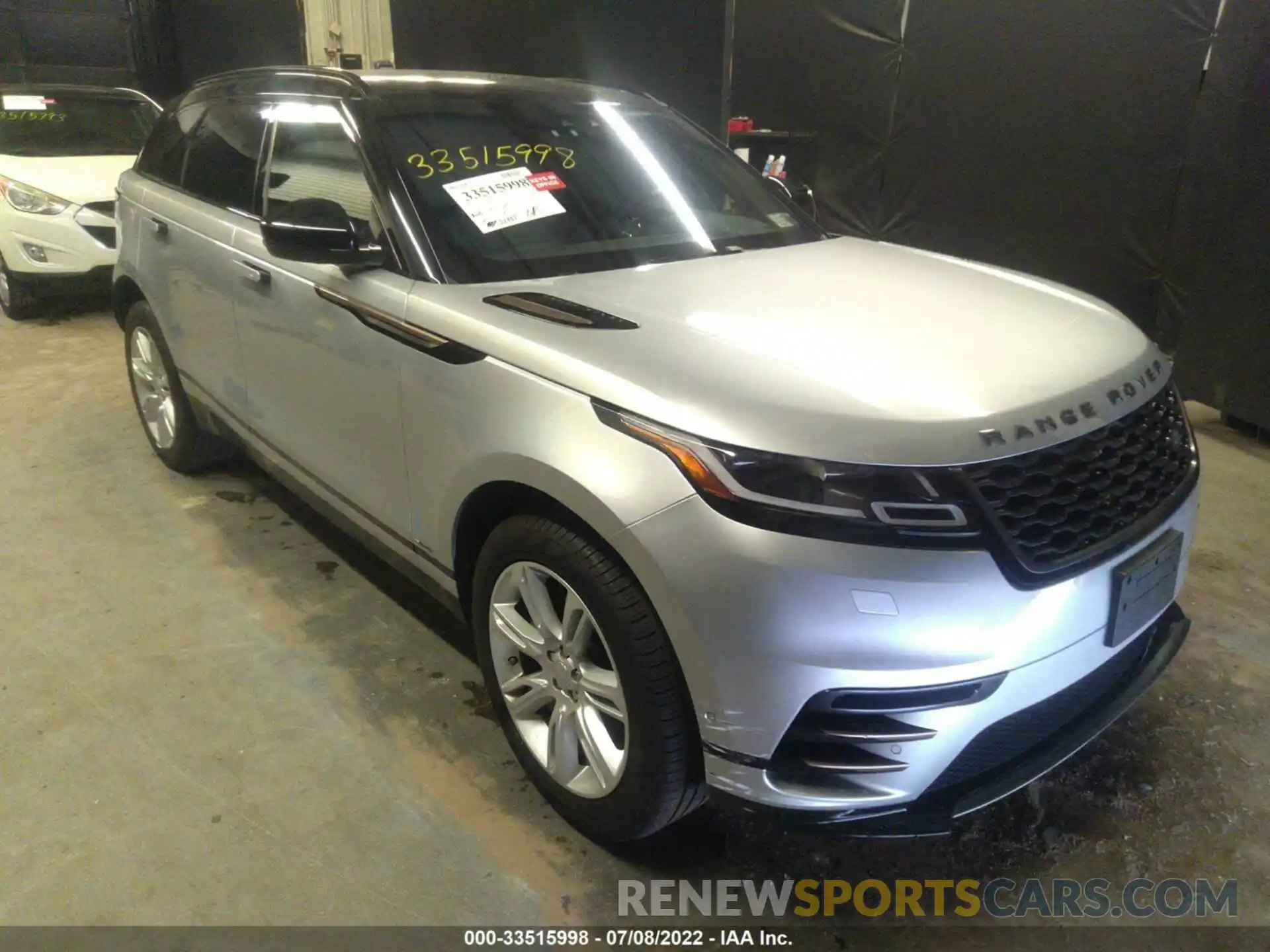 1 Photograph of a damaged car SALYL2EX6KA235021 LAND ROVER RANGE ROVER VELAR 2019